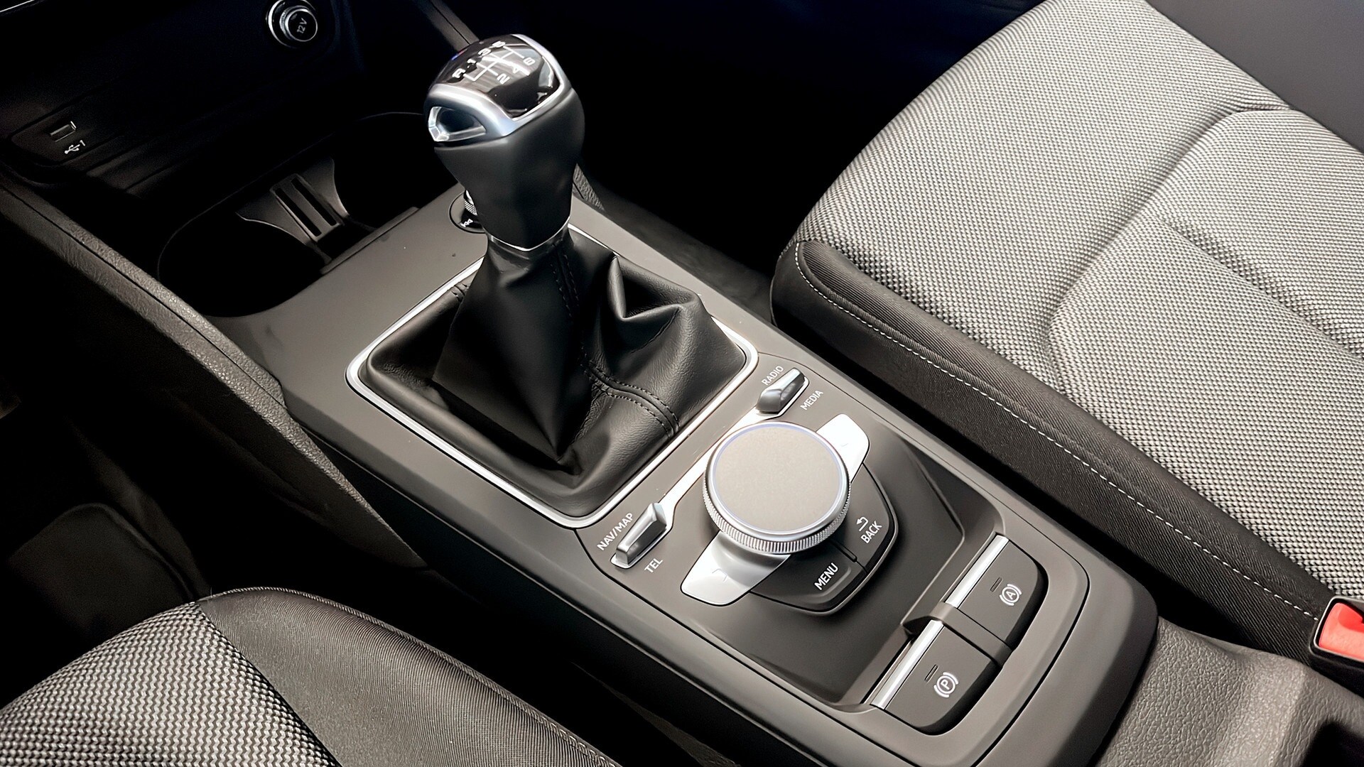 Image about Audi Q2 Q2 35 TFSI Proline advanced 150 hk 6-växlad