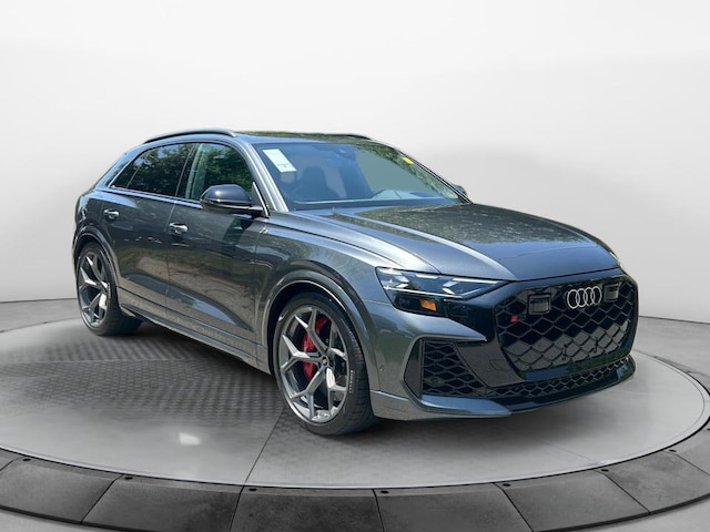 2026 Audi RS Q8 SUV performance