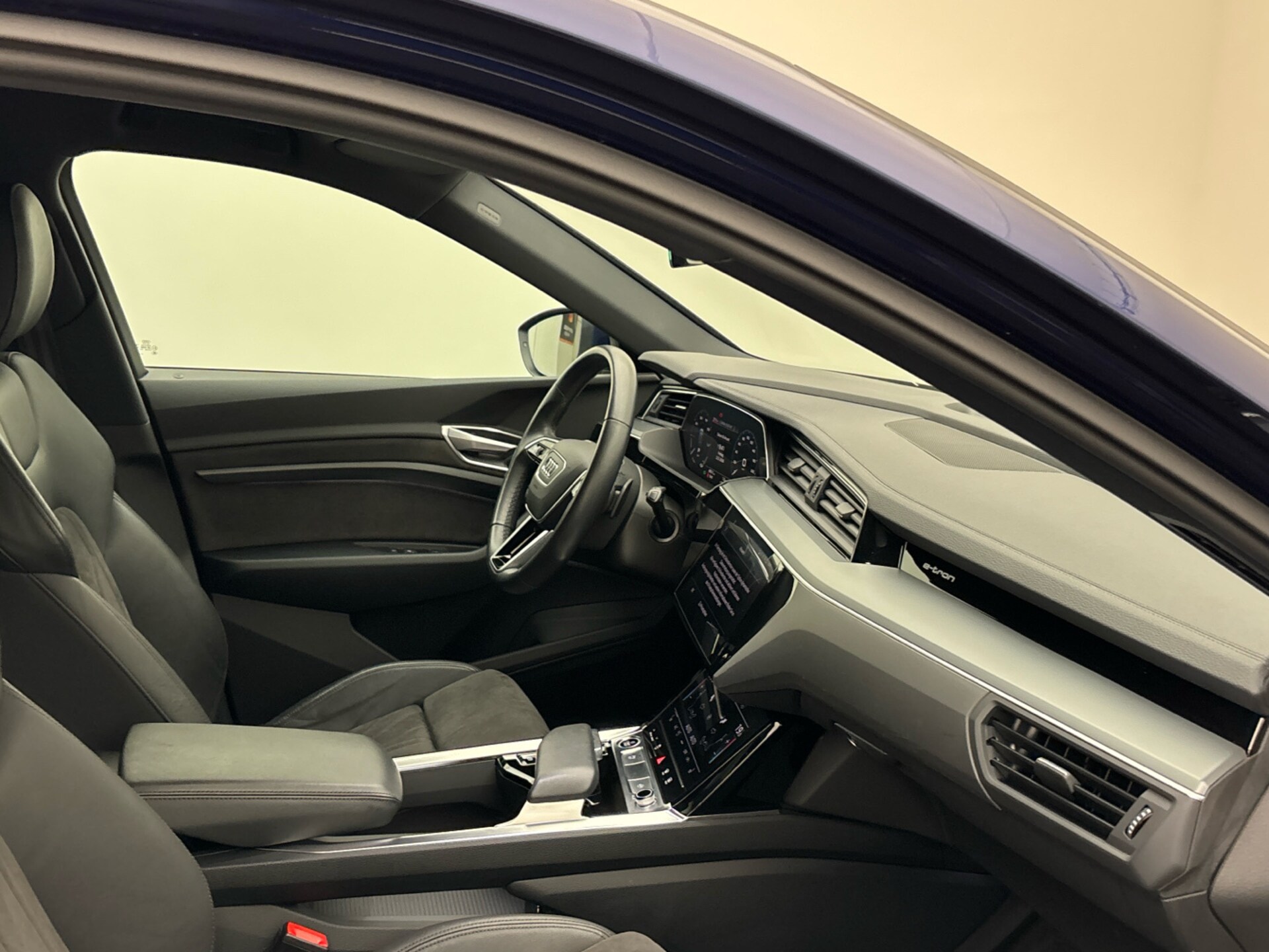 Audi e-tron advanced