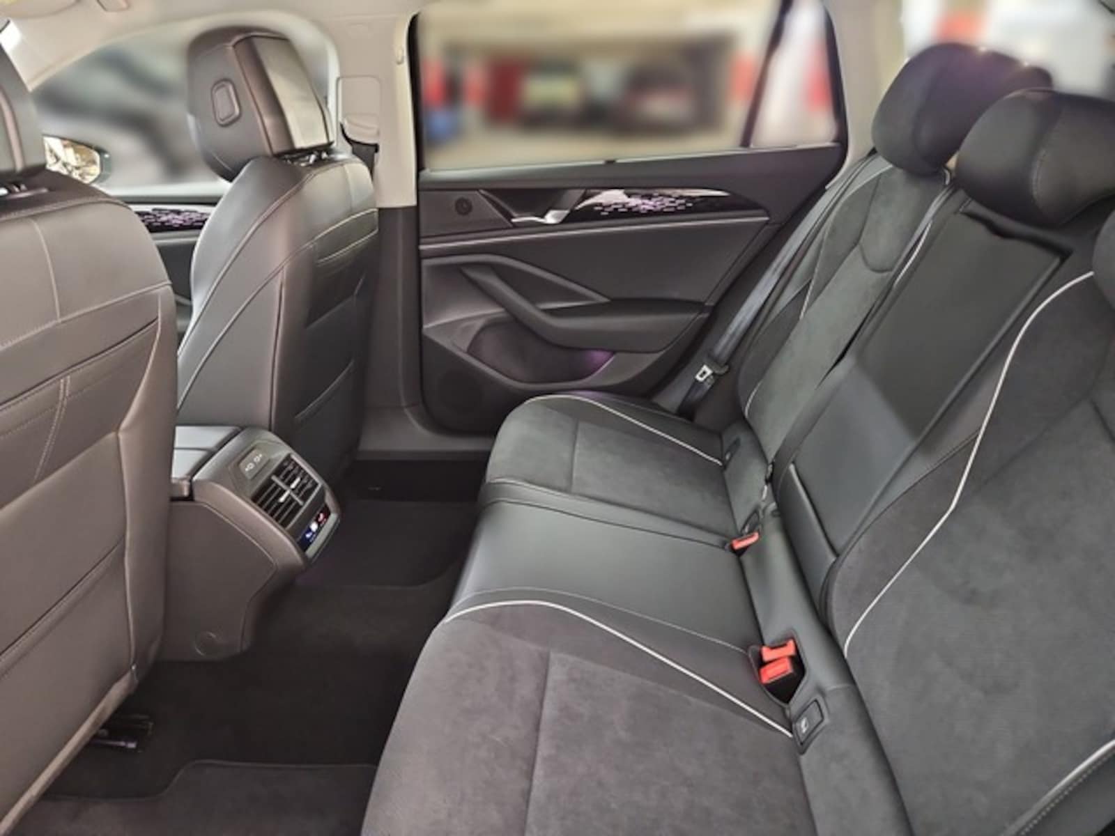 Volkswagen Passat – Bild 7