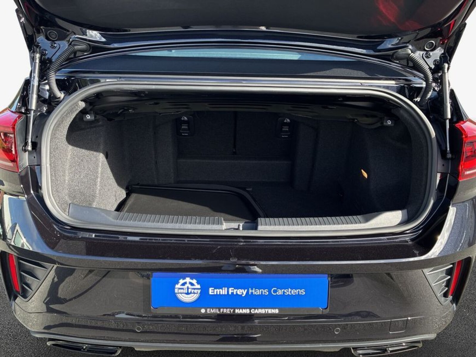 Volkswagen T-Roc Cabriolet – Bild 8