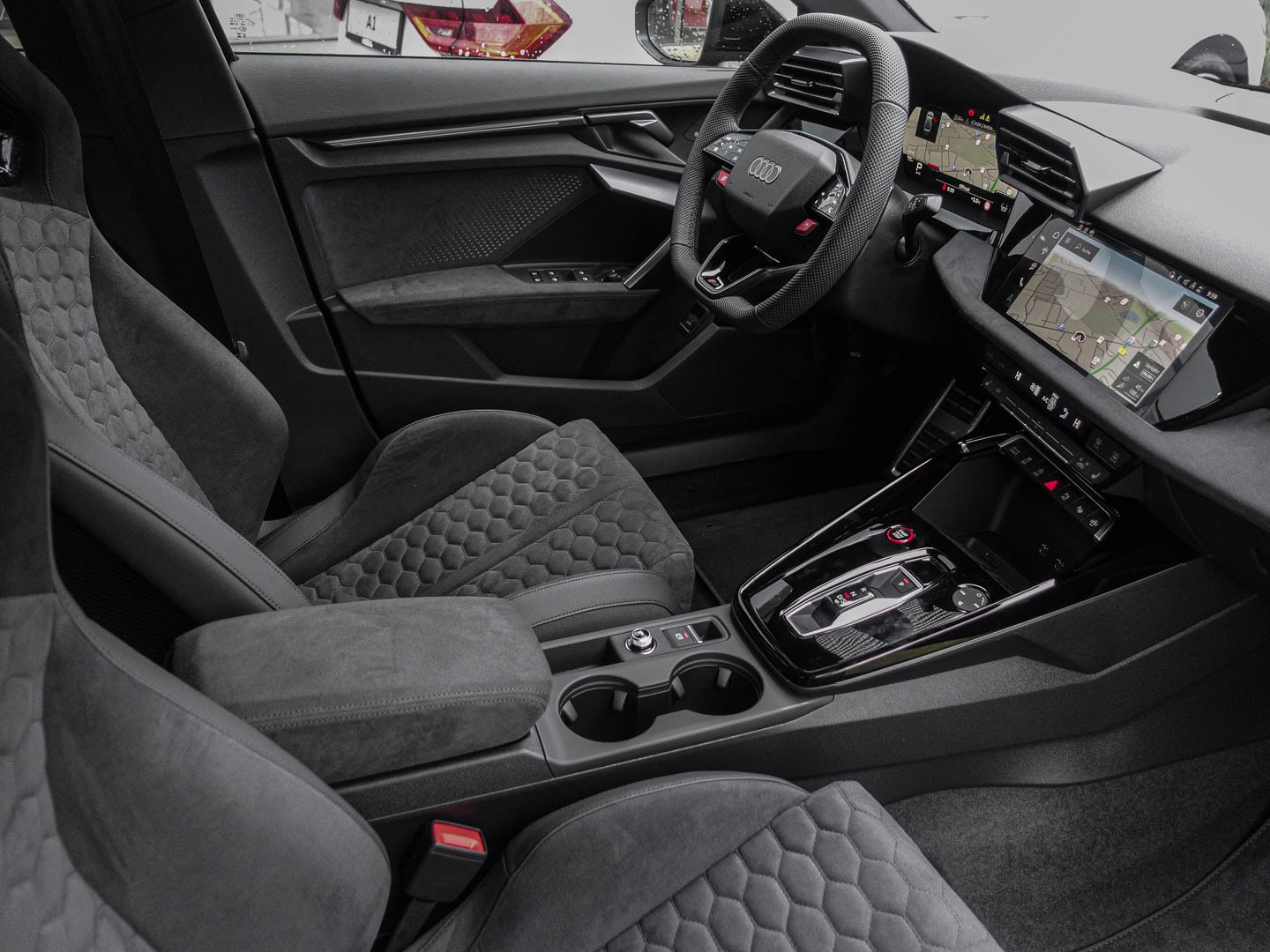 Image about Audi RS 3 Limousine TFSI quattro S tronic