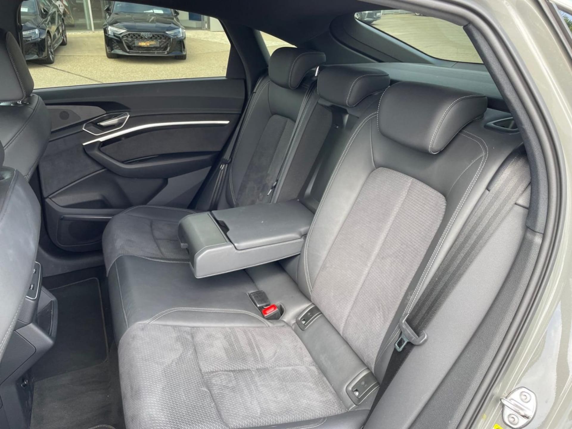 Audi Q8 Sportback e-tron Advanced