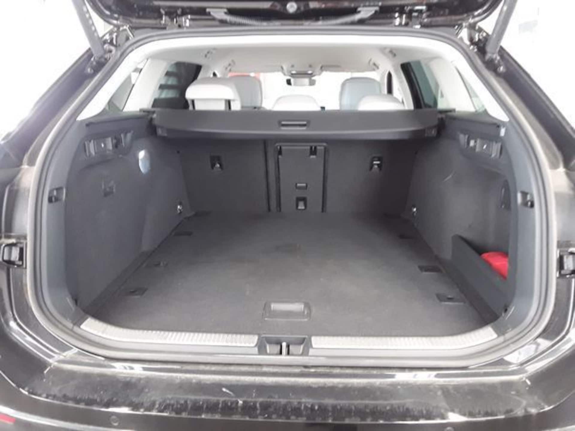 Volkswagen Passat Elegance
