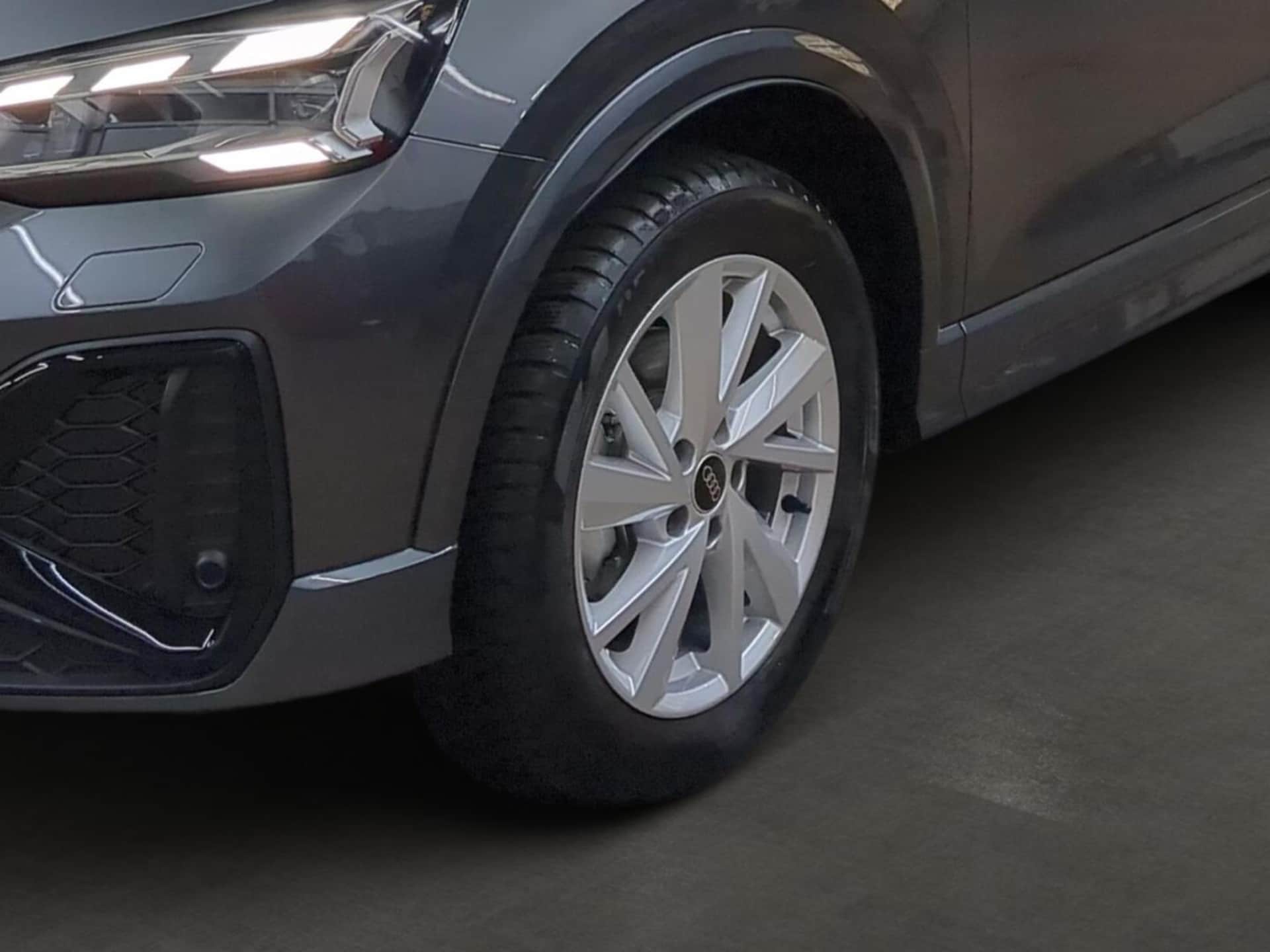 Audi Q2 S line