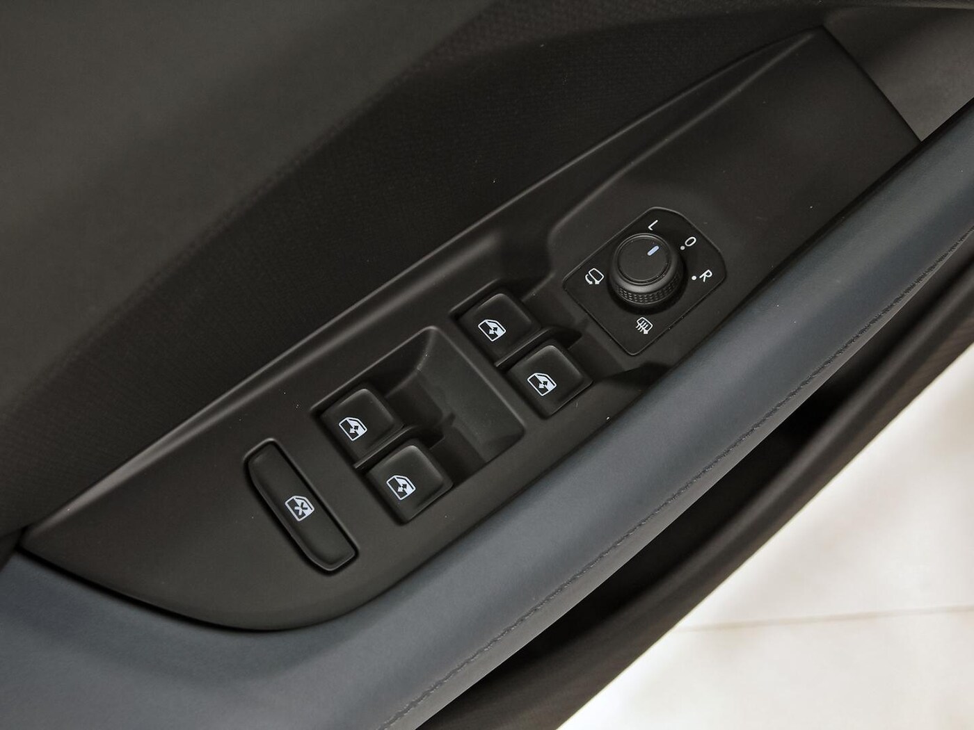 CUPRA Terramar 1.5 TSI e-Hybrid DSG 150 kW (204 CV) — photo 11