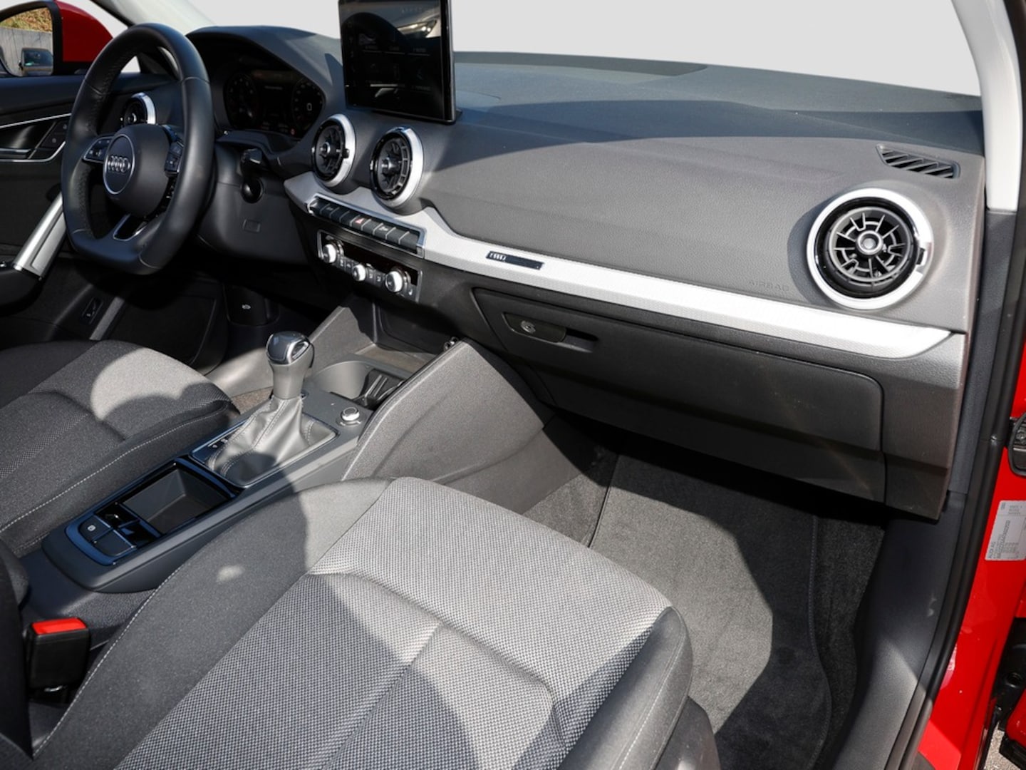 Bild über Audi Q2 advanced 35 TFSI S tronic - für weitere Informationen kontaktieren Sie den Audi Partner