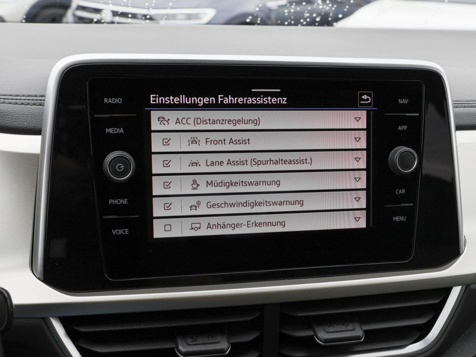 Volkswagen T-Roc – Bild 16
