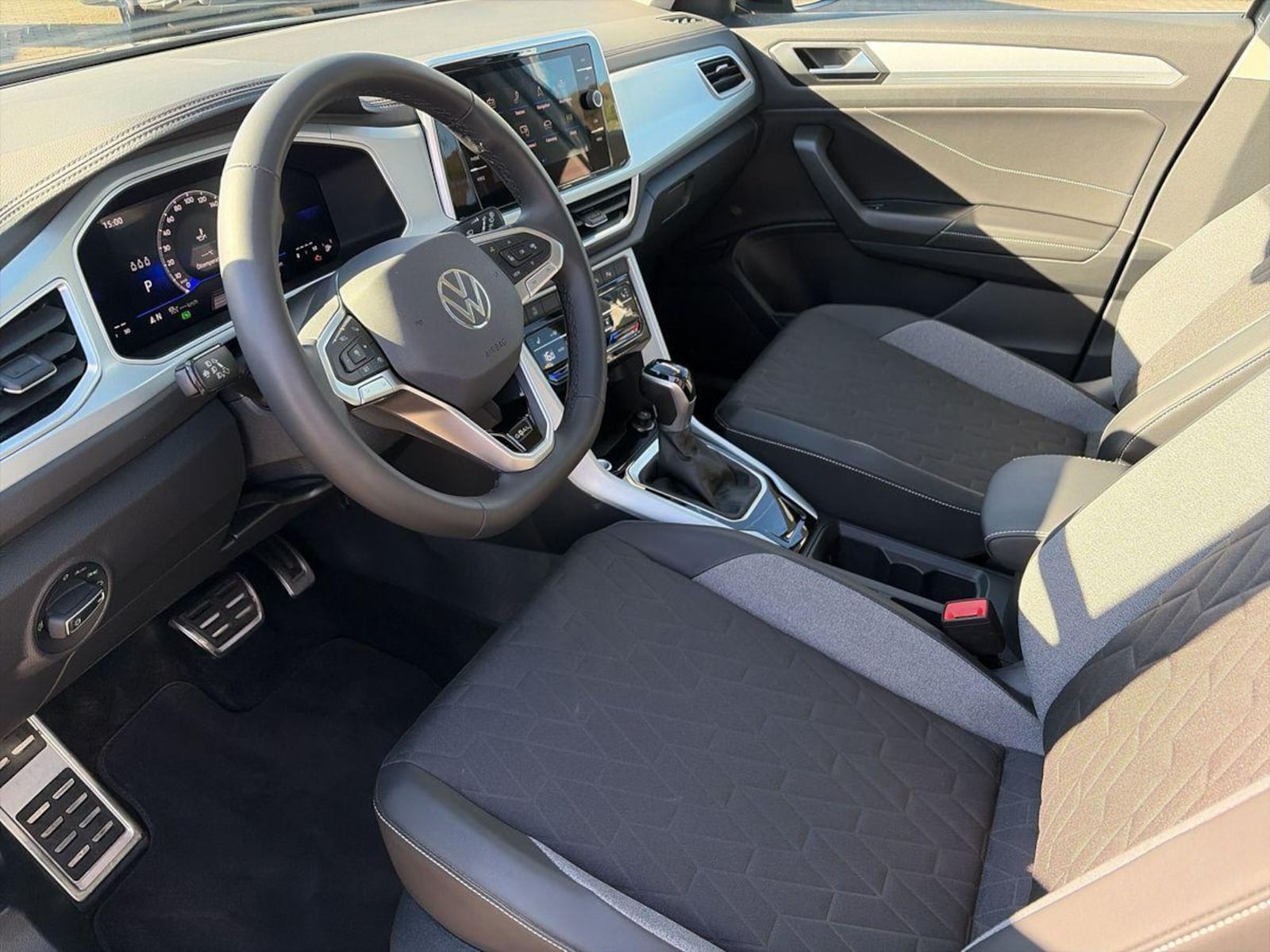 Volkswagen T-Roc – Bild 8
