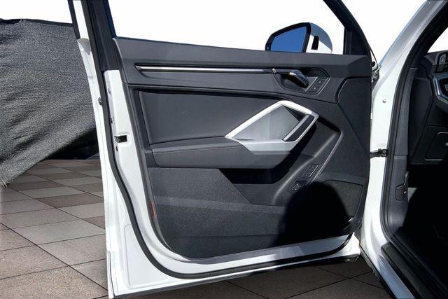 2023 Audi Q3 Premium - Photo 26