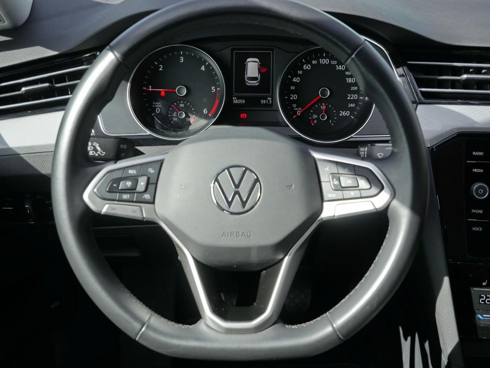 Volkswagen Passat Variant – Bild 9