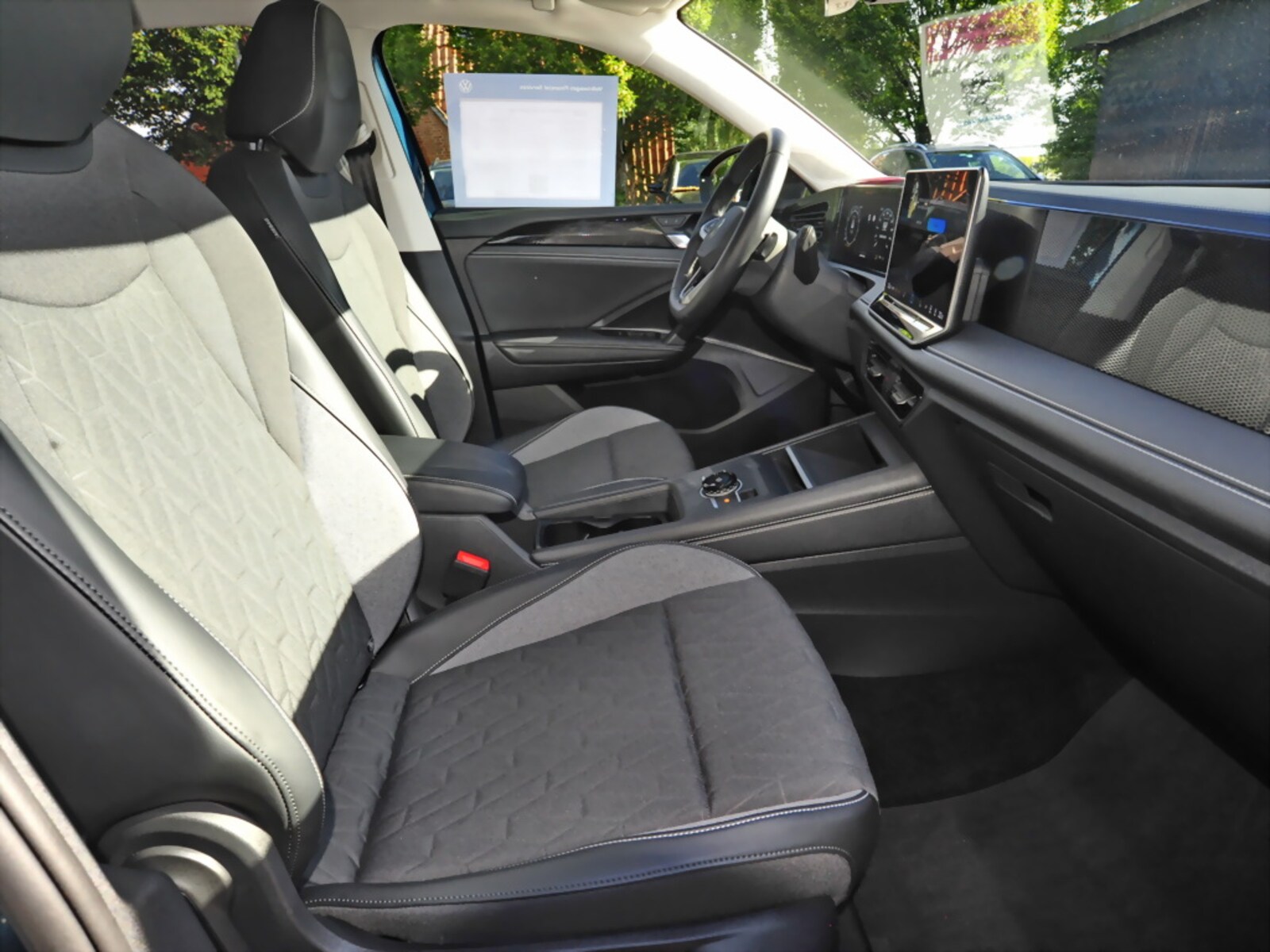 Volkswagen Tiguan – Bild 8