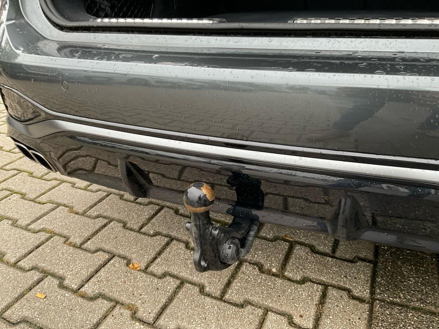 Bild über Audi A6 Avant TDI 150 kW S tronic - für weitere Informationen kontaktieren Sie den Audi Partner