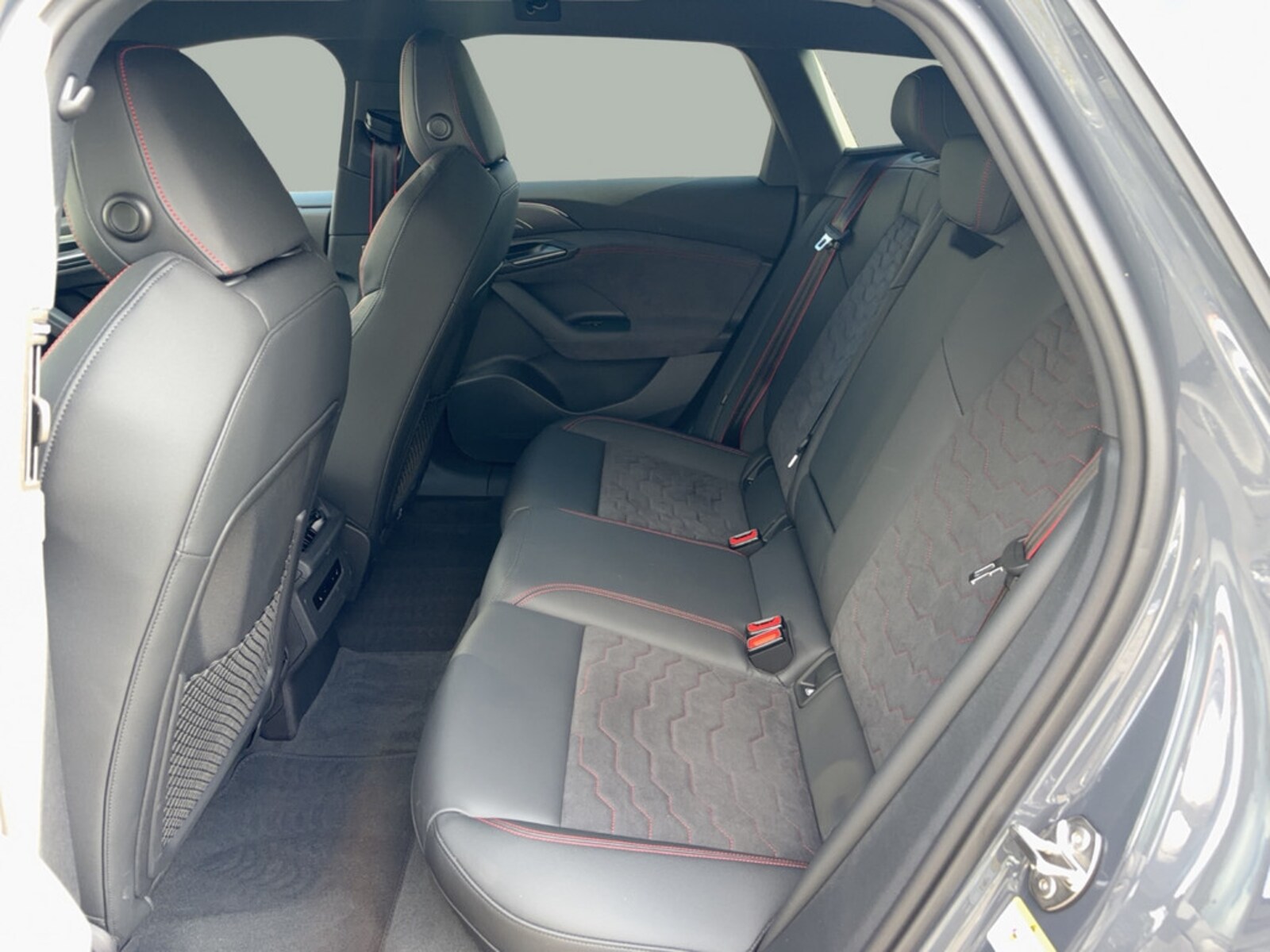 Audi S6 Avant e-tron – Bild 12