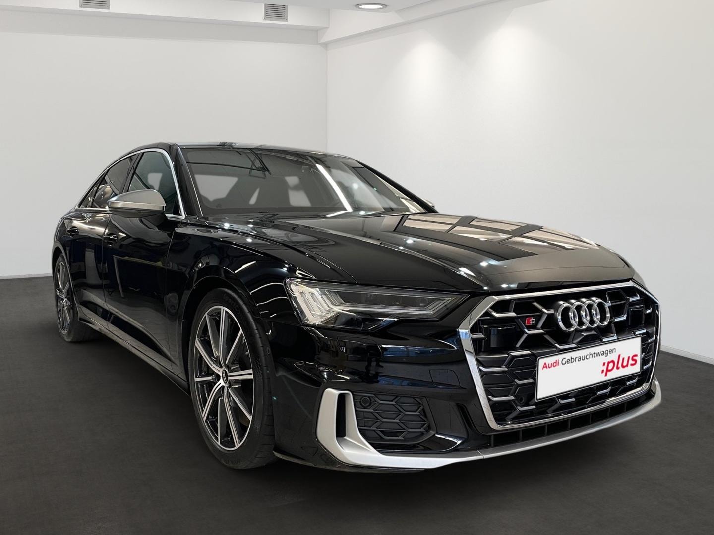 Bild über Audi S6 Limousine TDI quattro tiptronic - für weitere Informationen kontaktieren Sie den Audi Partner