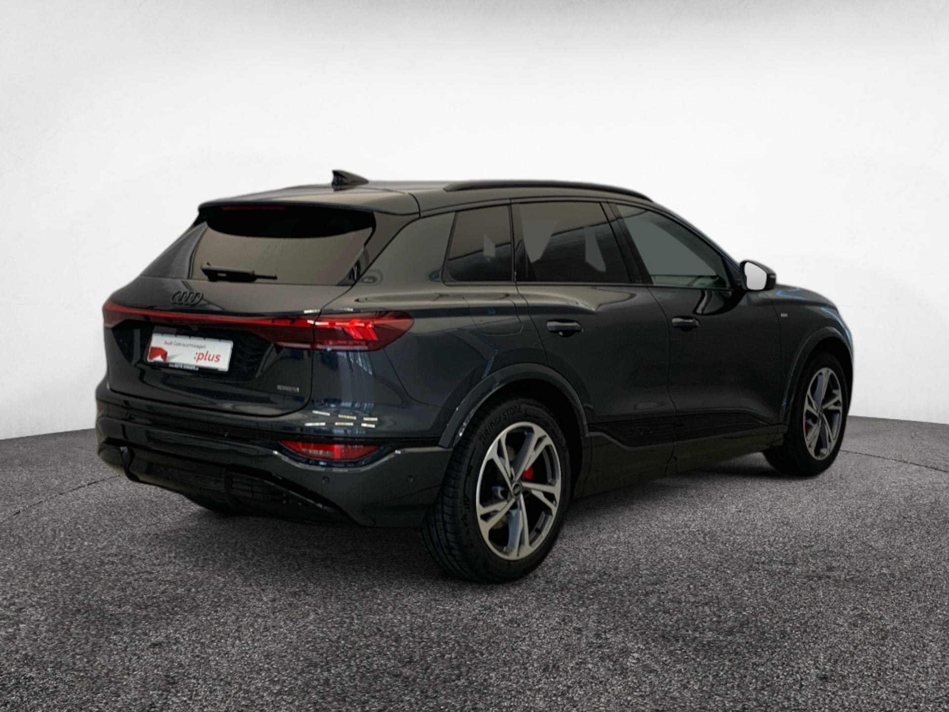 Audi Q6 SUV e-tron