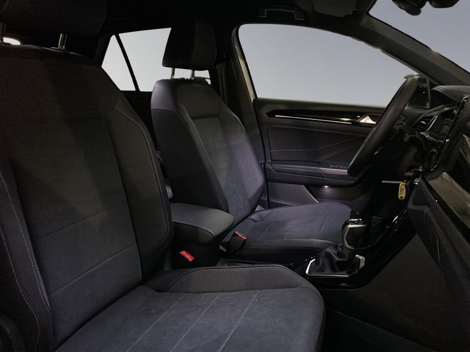 Volkswagen T-Roc – Bild 17