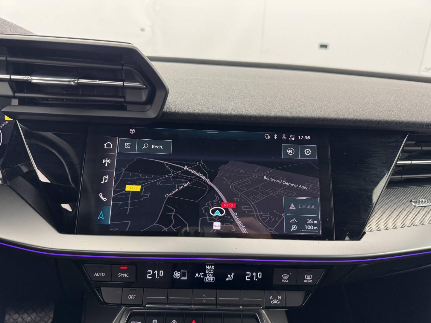 Image about Audi A3 Sportback Design Luxe 35 TDI 110 kW (150 ch) S tronic