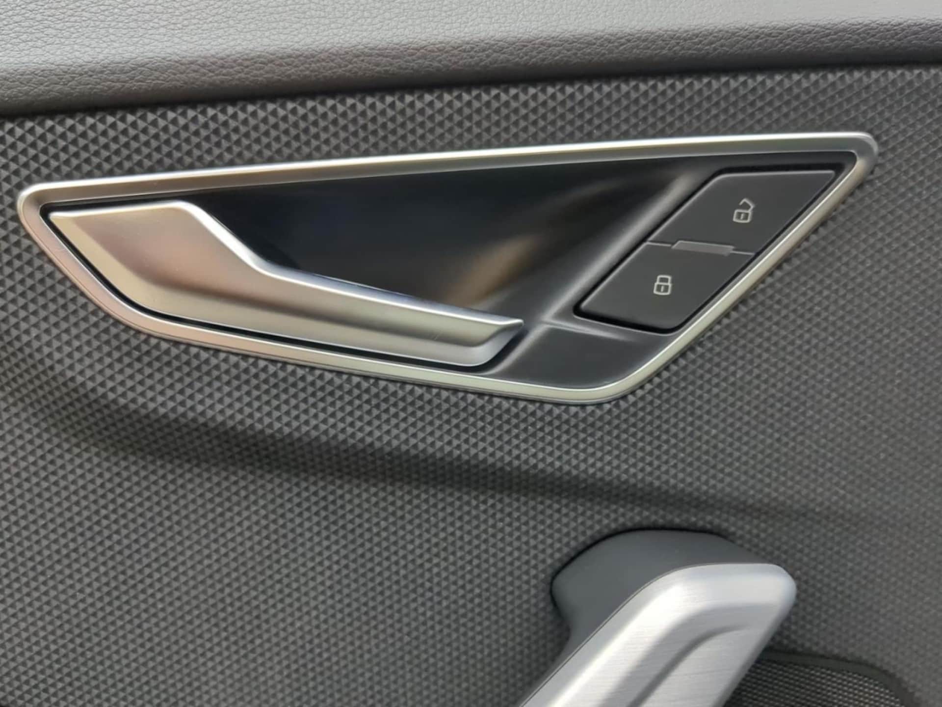Audi Q2 S line