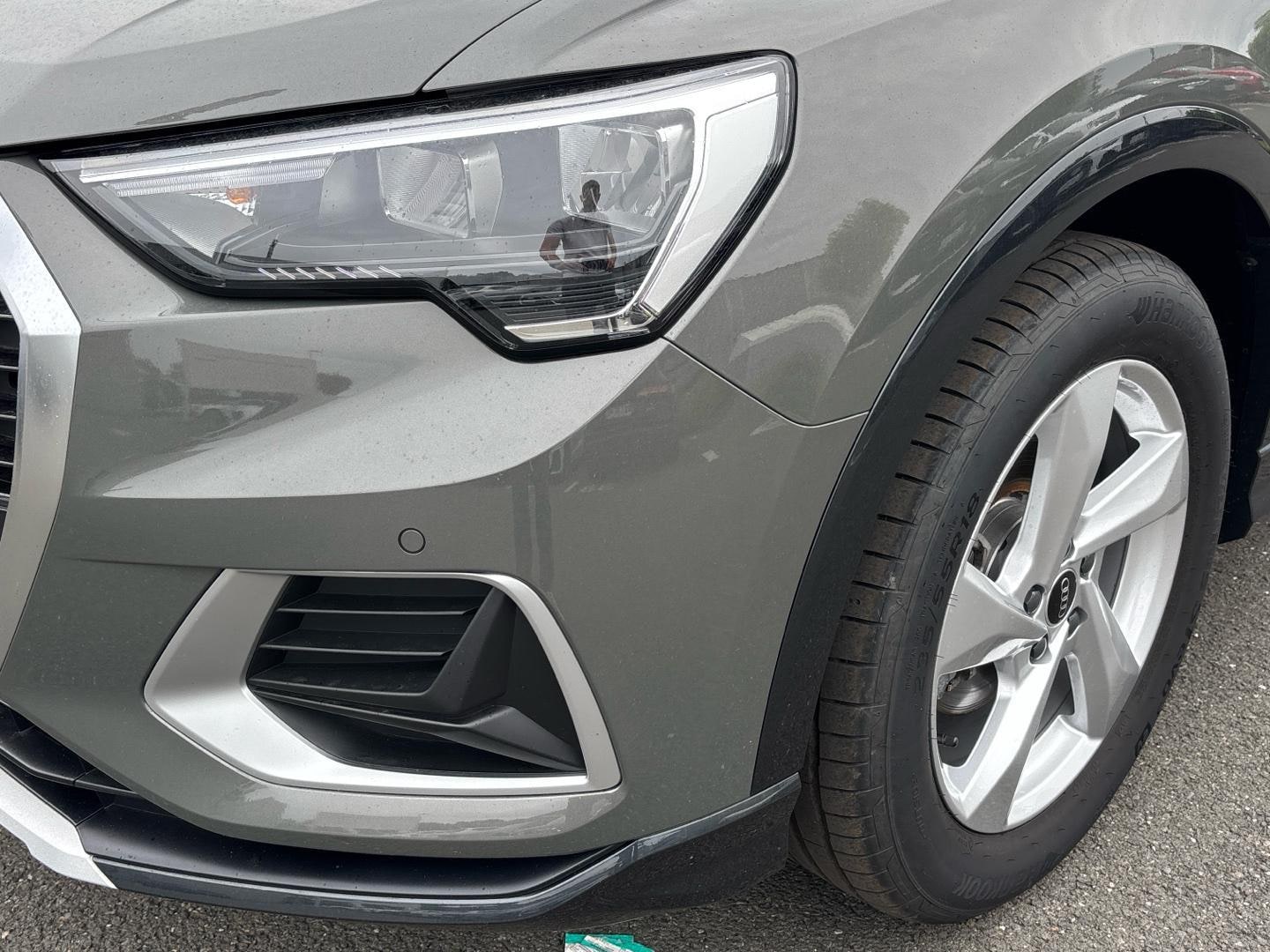 Bild über Audi Q3 TFSI 110 kW S tronic - für weitere Informationen kontaktieren Sie den Audi Partner