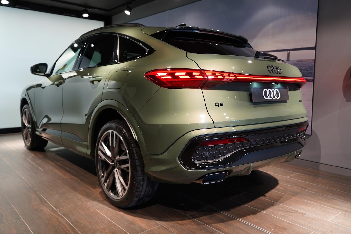 Image about Audi Q5 Sportback e-hybrid quattro S tronic