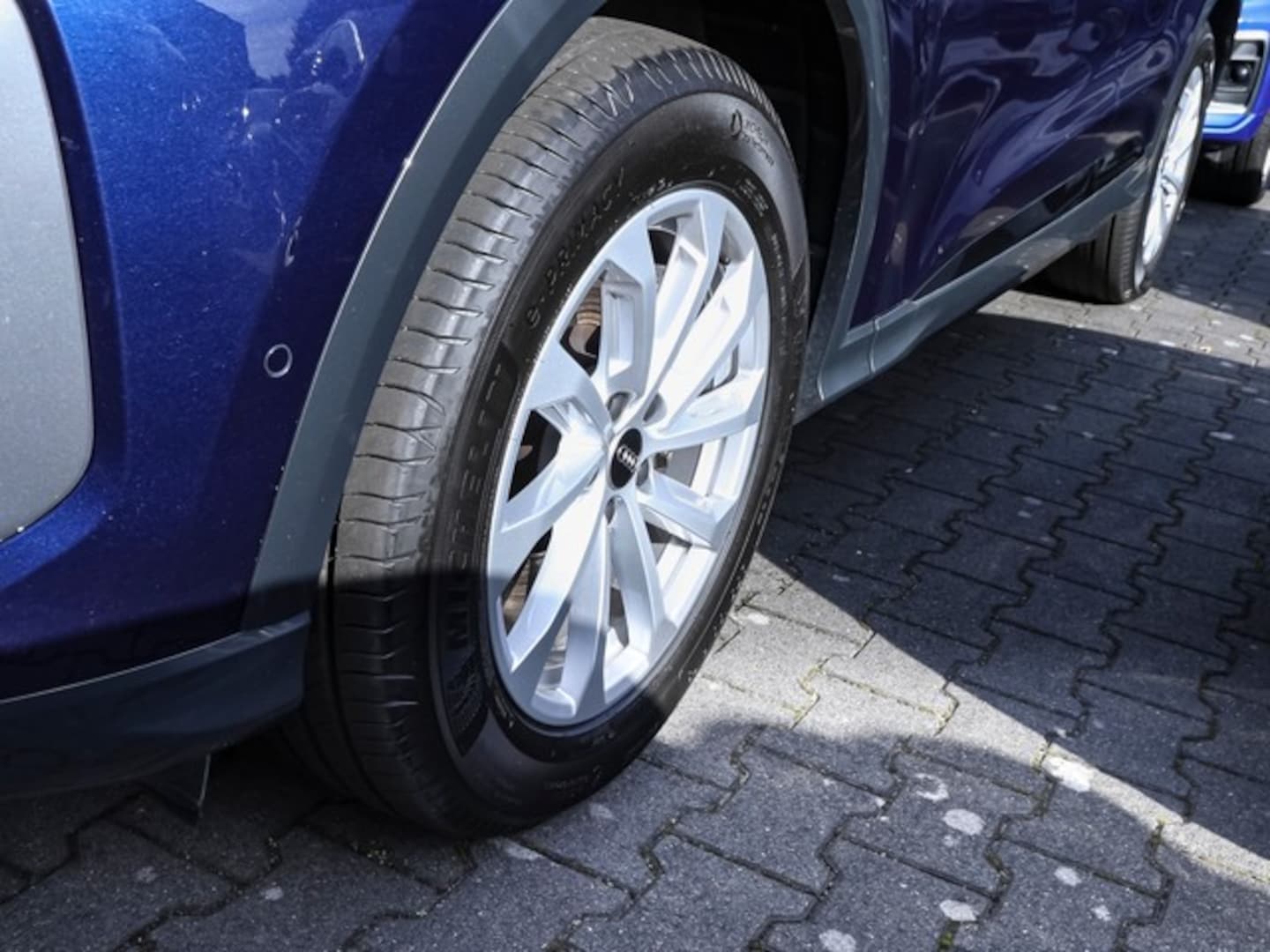 Bild über Audi Q5 Sportback TDI quattro 150 kW S tronic - für weitere Informationen kontaktieren Sie den Audi Partner