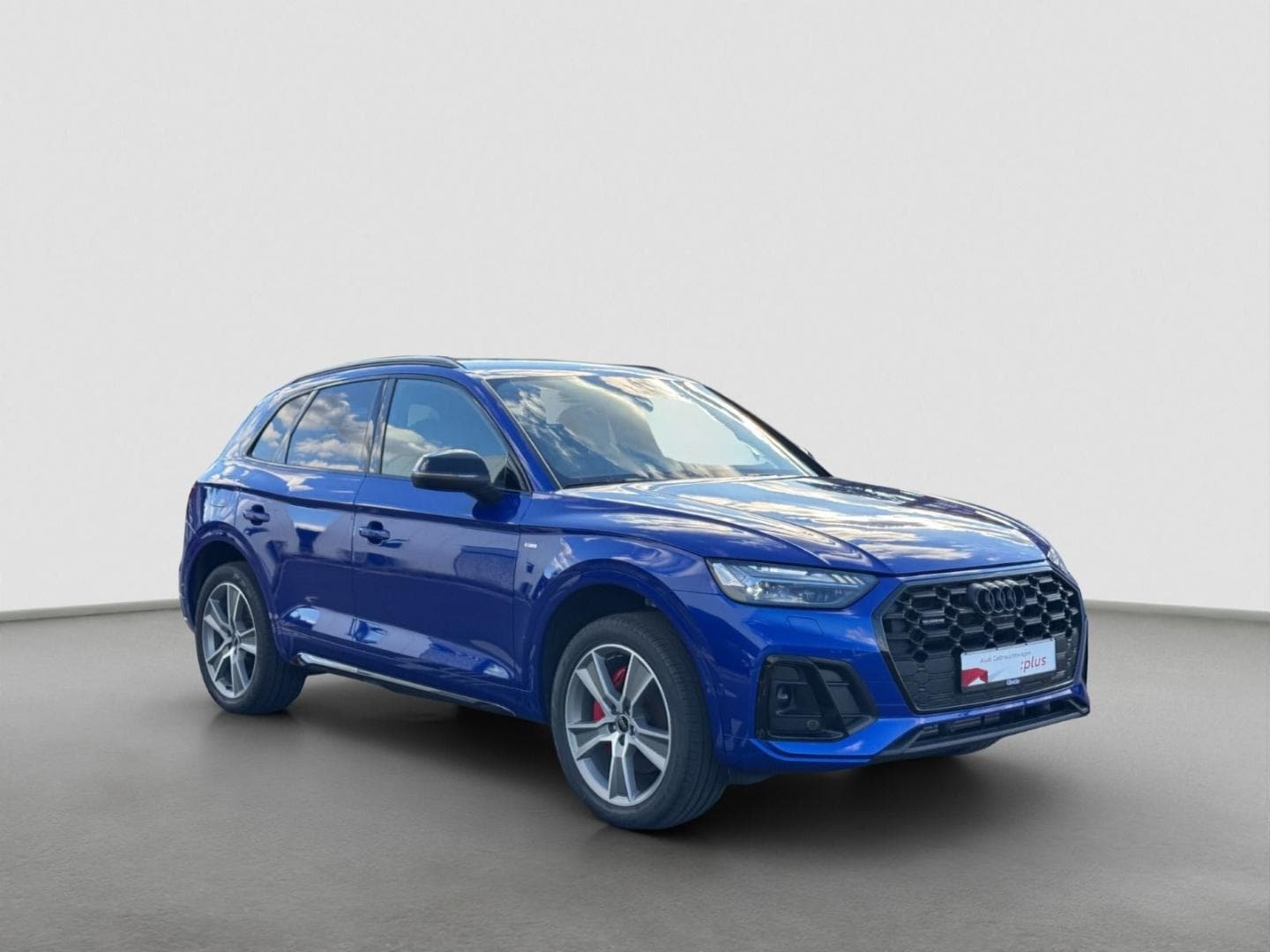 Bild über Audi Q5 TFSI e S line business 55 TFSI e quattro S tronic - für weitere Informationen kontaktieren Sie den Audi Partner