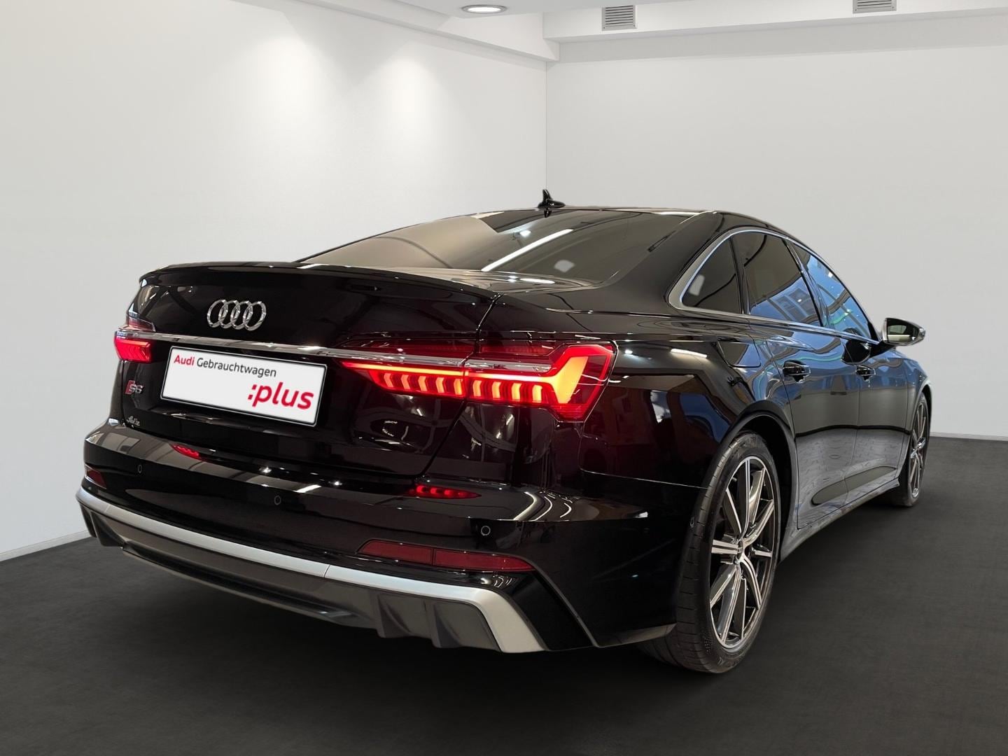 Bild über Audi S6 Limousine TDI quattro tiptronic - für weitere Informationen kontaktieren Sie den Audi Partner
