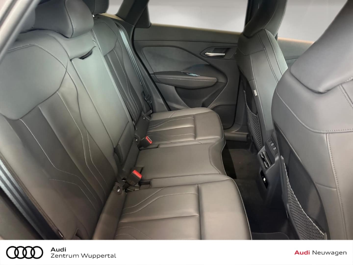 Bild über Audi Q3 Sportback TFSI quattro 195 kW S tronic - für weitere Informationen kontaktieren Sie den Audi Partner