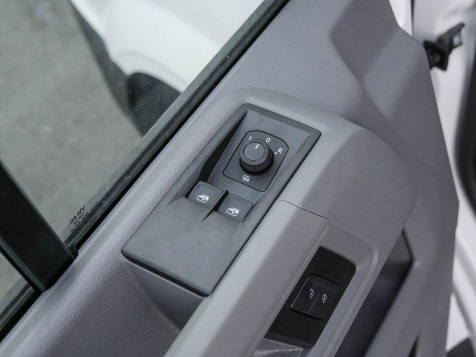 Volkswagen Crafter Kasten mittlerer Radstand – Bild 11