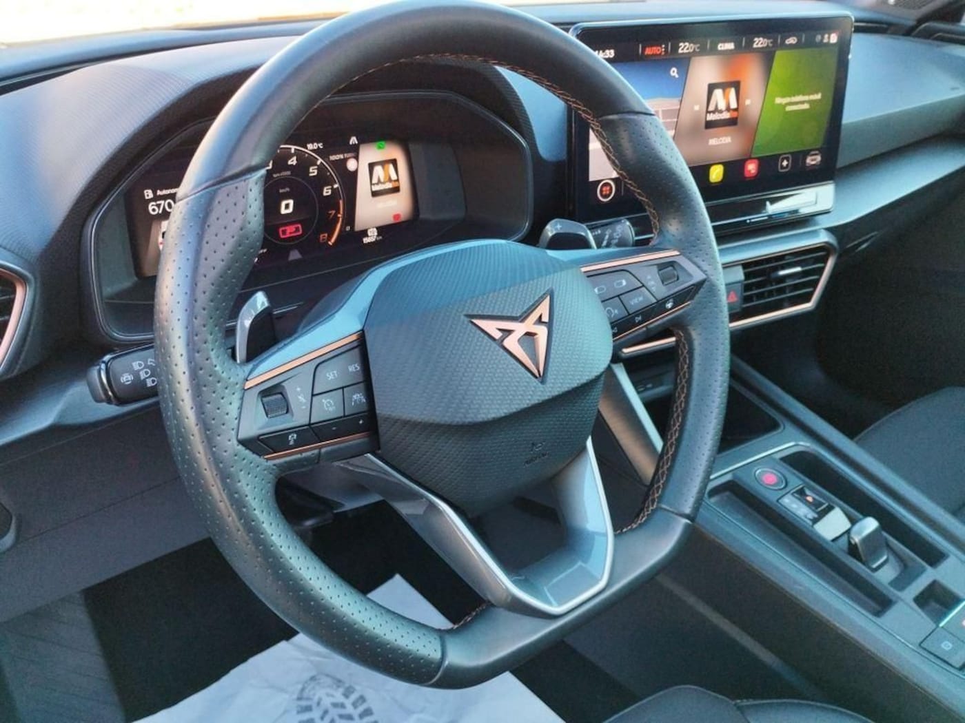 CUPRA Leon Sportstourer 1.5 eTSI DSG 110 kW (150 CV) — photo 11