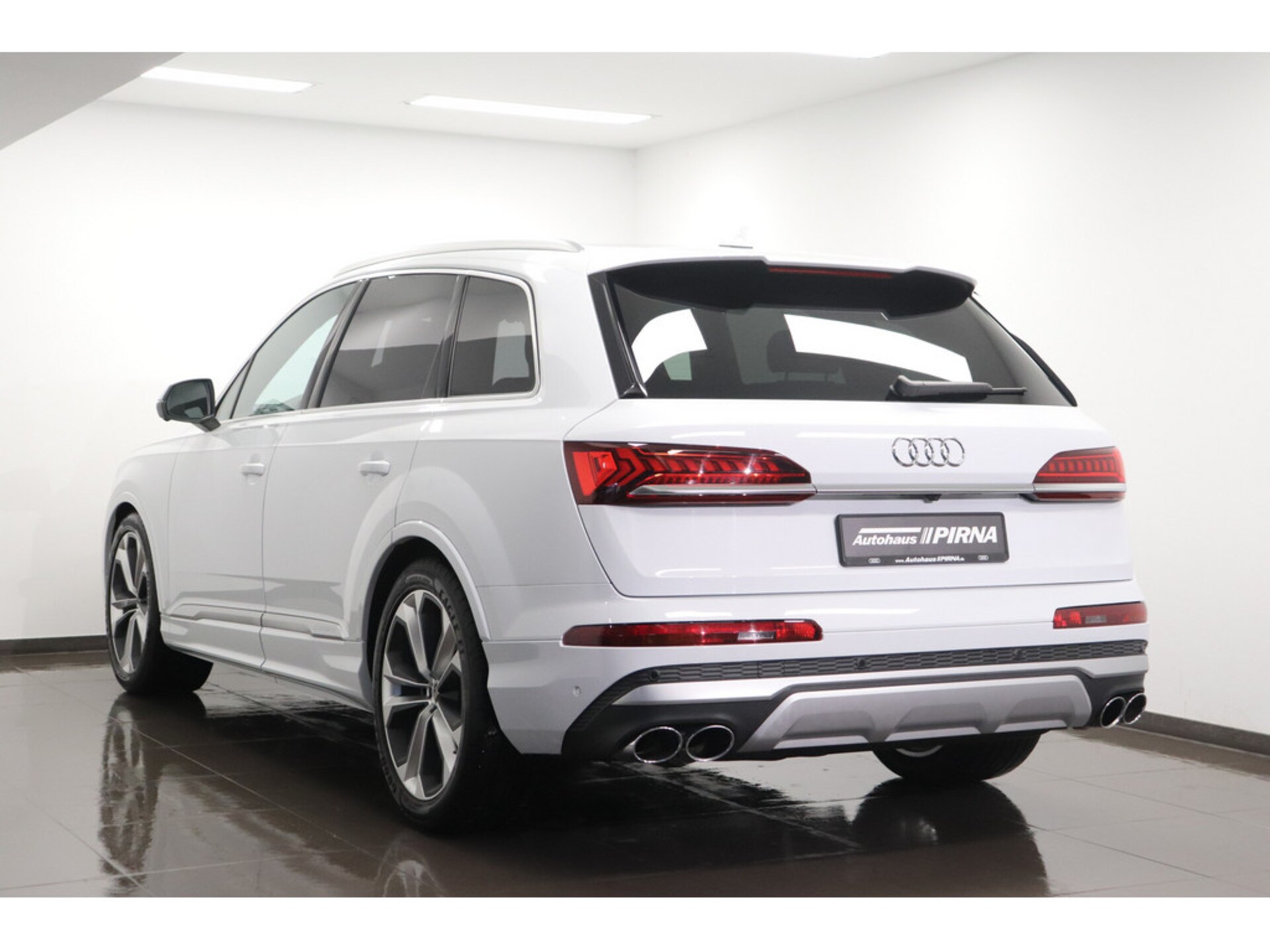 Audi SQ7 SUV