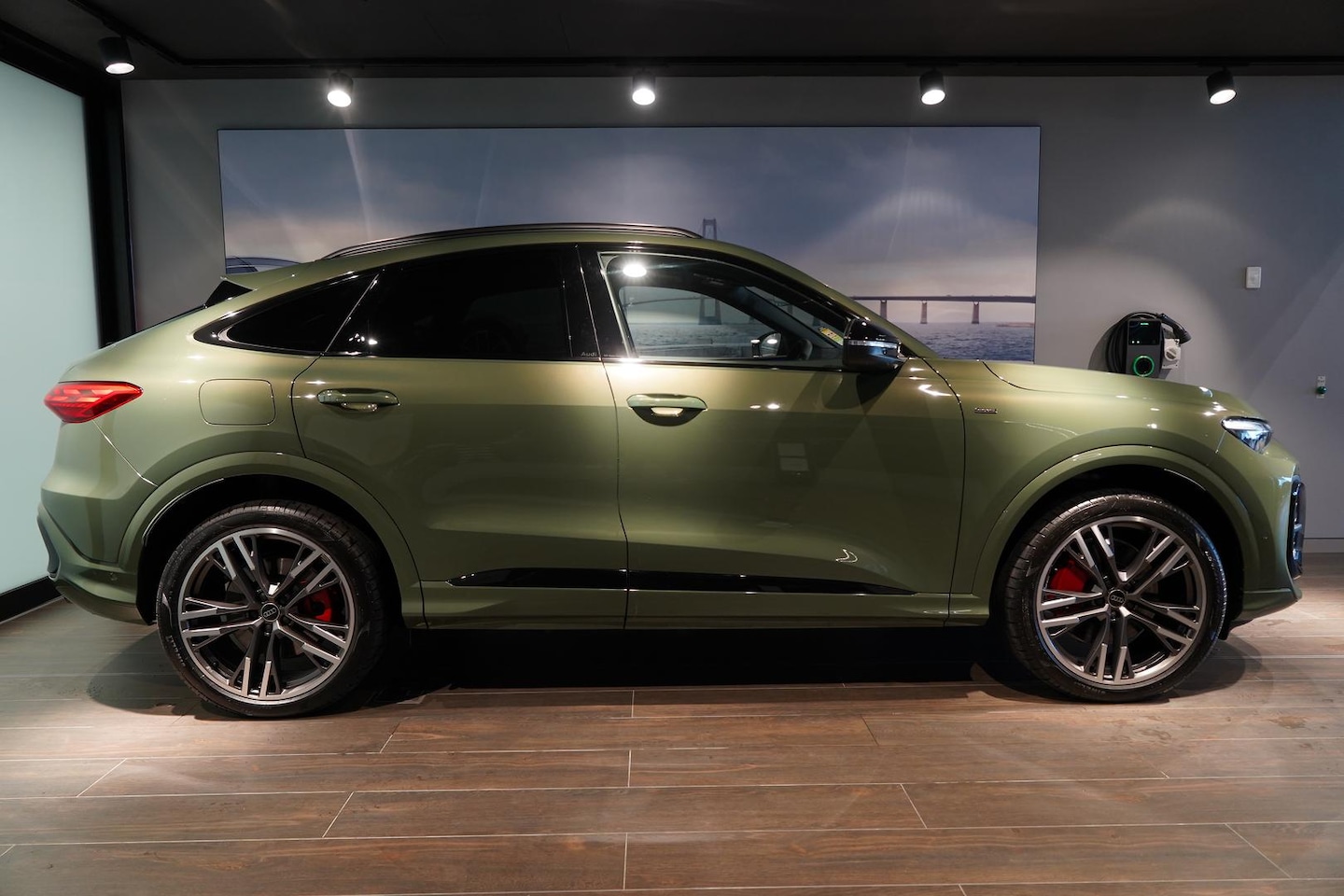 Image about Audi Q5 Sportback e-hybrid quattro S tronic