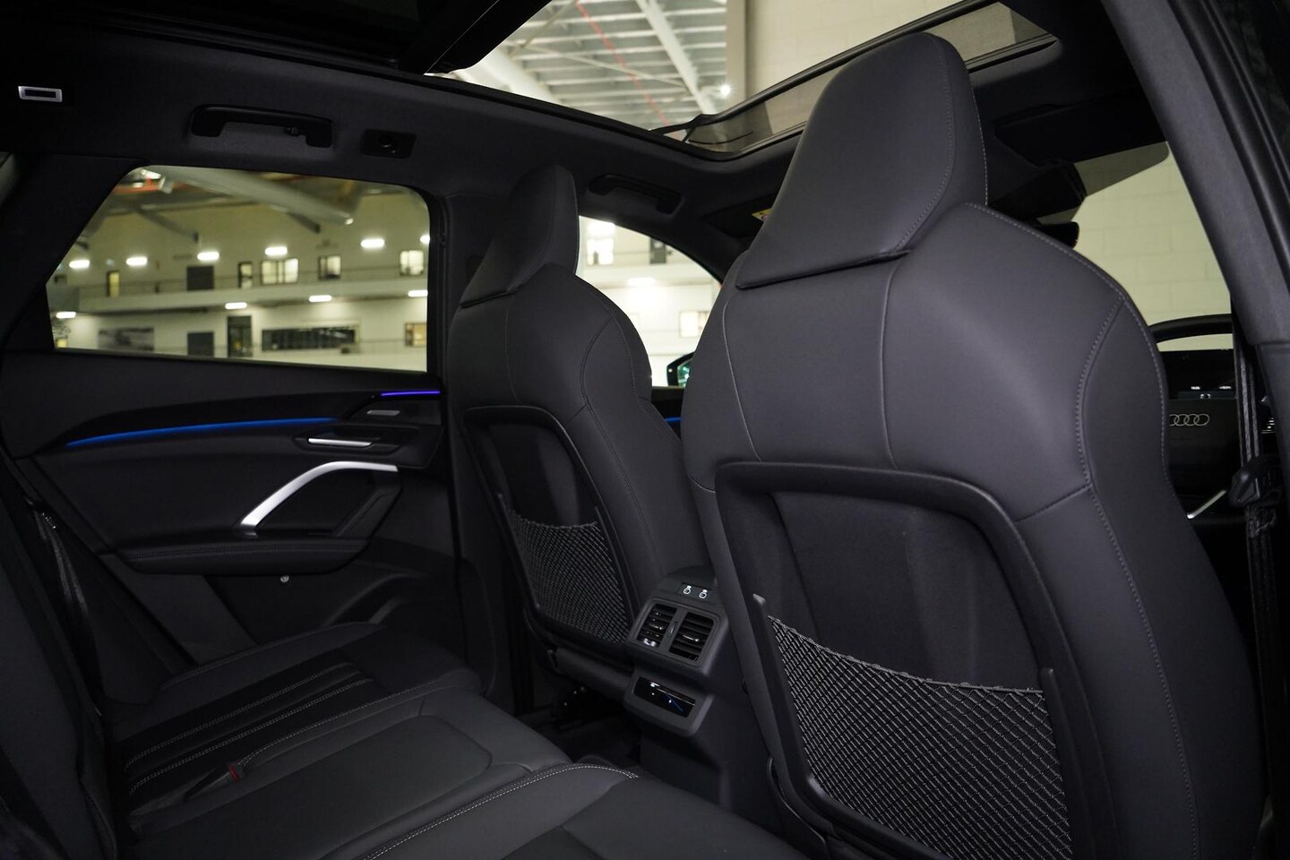 Image about Audi Q5 SUV TDI quattro 150 kW sport