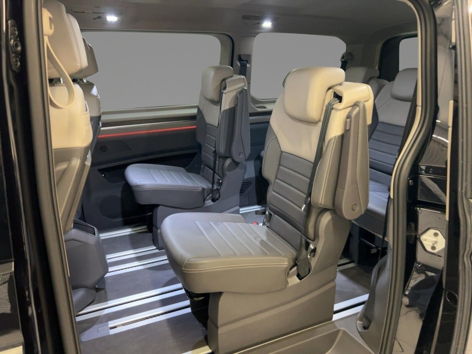 Volkswagen Multivan Langversion – Bild 7