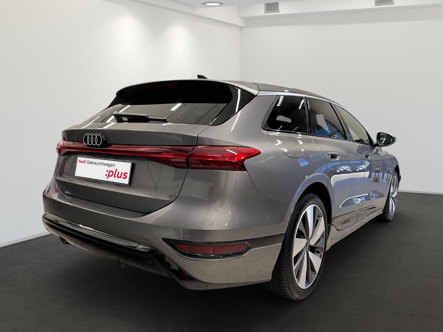 Bild über Audi A6 Avant e-tron e-tron - für weitere Informationen kontaktieren Sie den Audi Partner