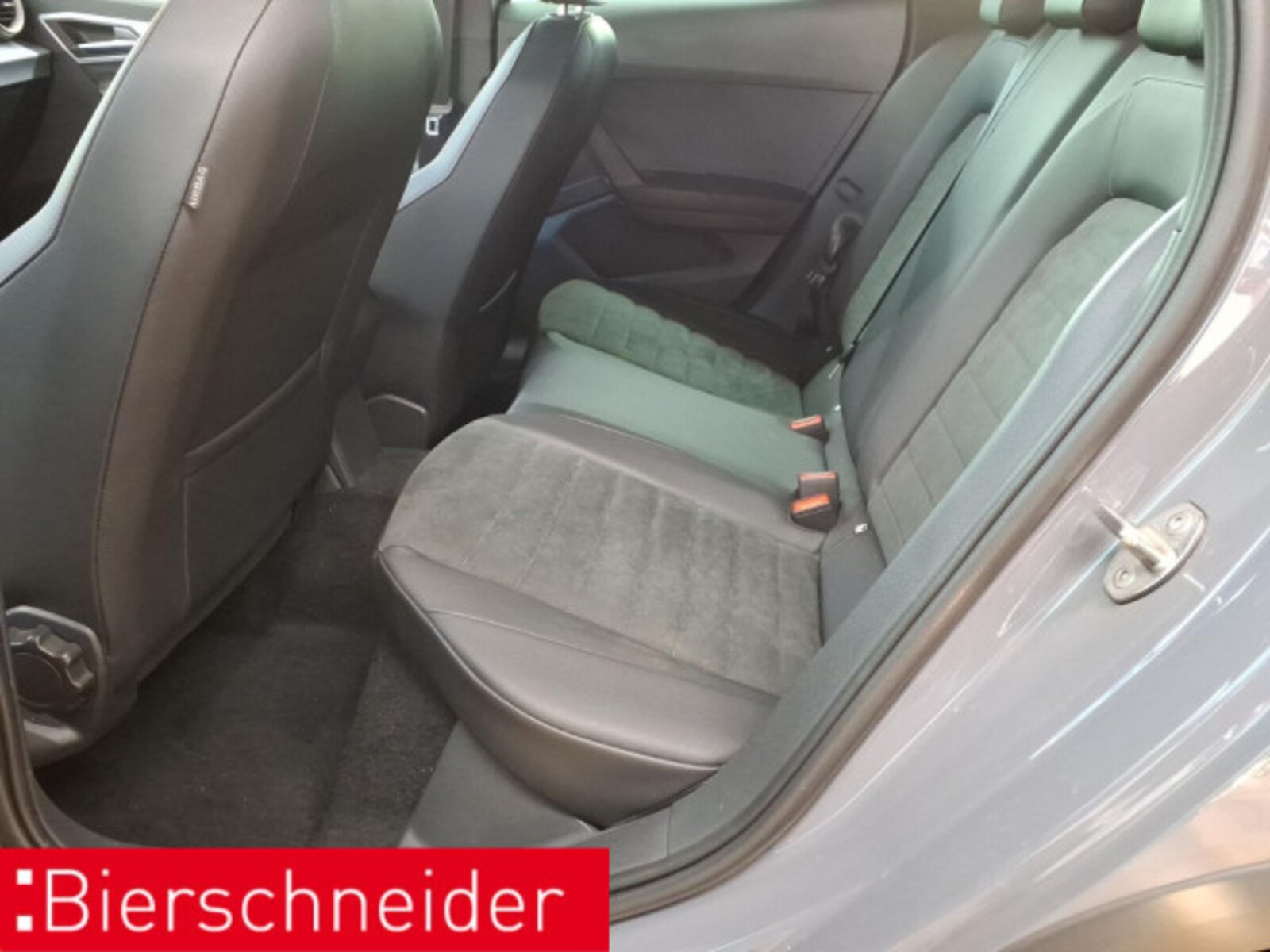 SEAT Arona – Bild 4