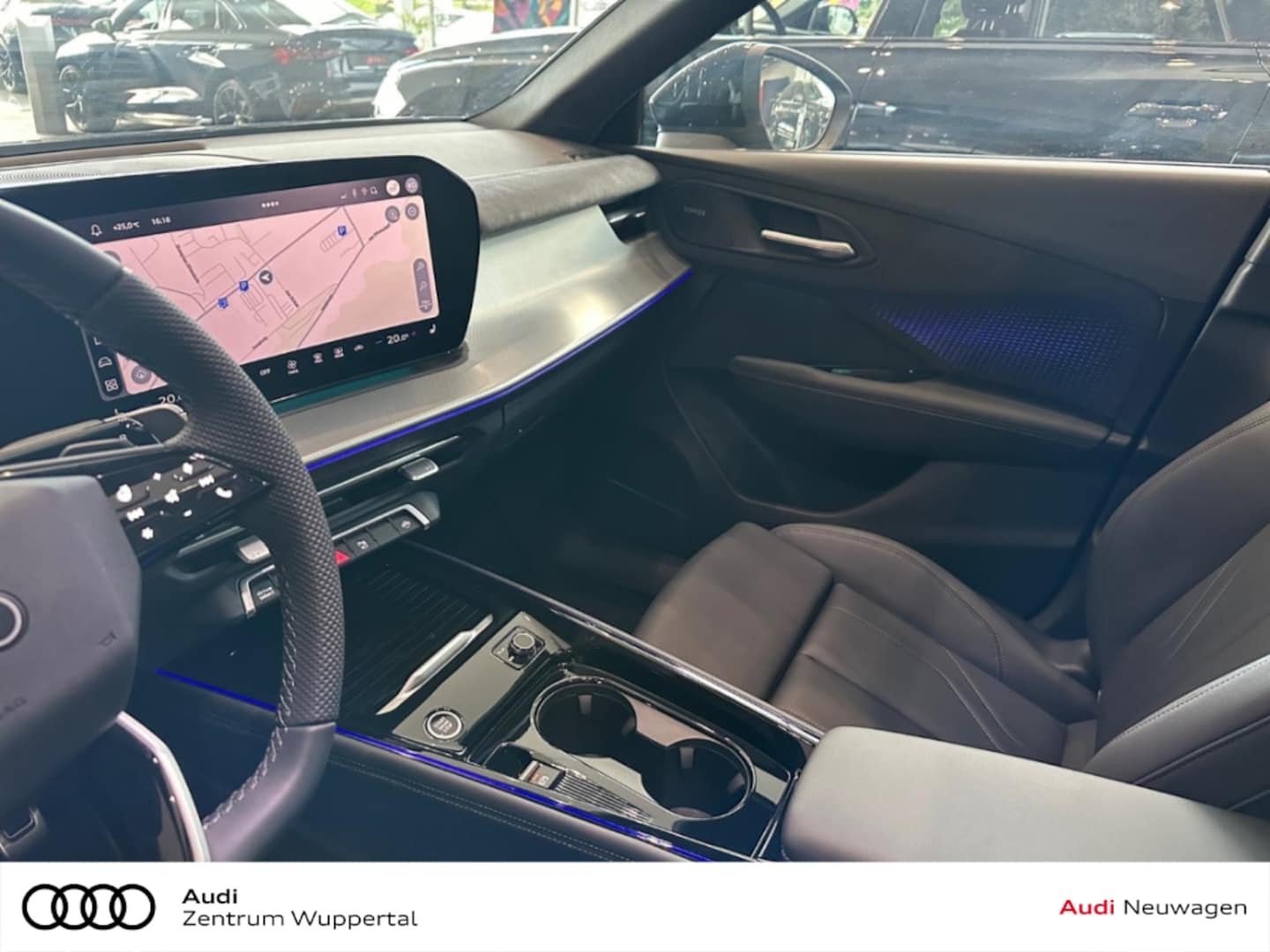 Bild über Audi Q3 Sportback TFSI quattro 195 kW S tronic - für weitere Informationen kontaktieren Sie den Audi Partner