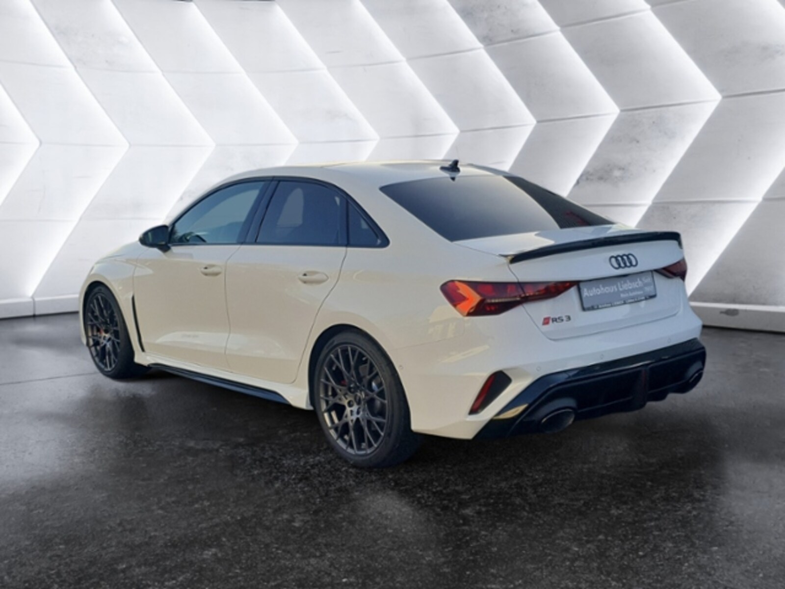 Audi RS 3 Limousine – Bild 3