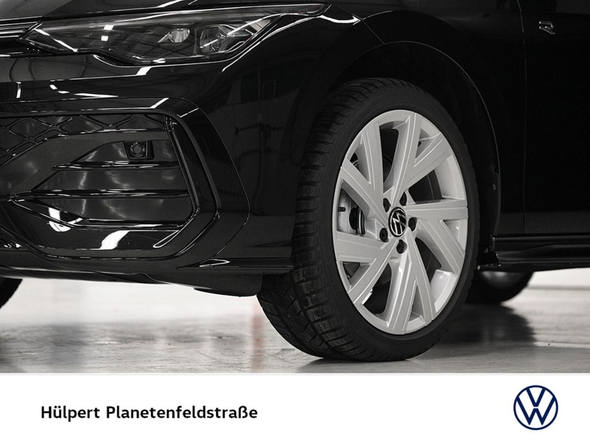 Volkswagen Golf R-Line