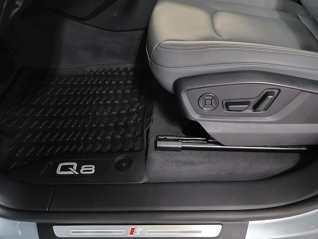 2026 Audi Q8 Premium Plus - Photo 12
