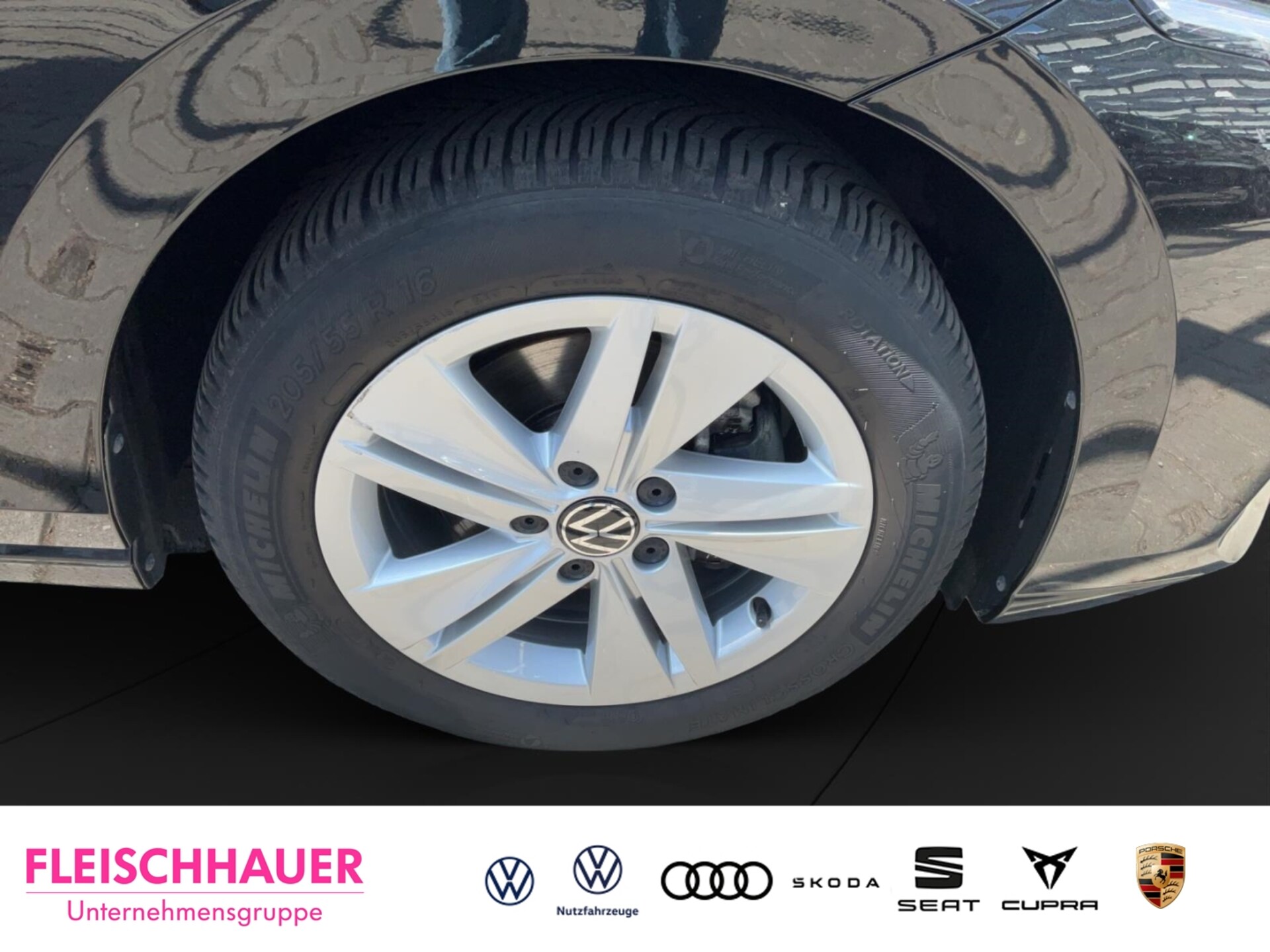 Volkswagen Golf Life