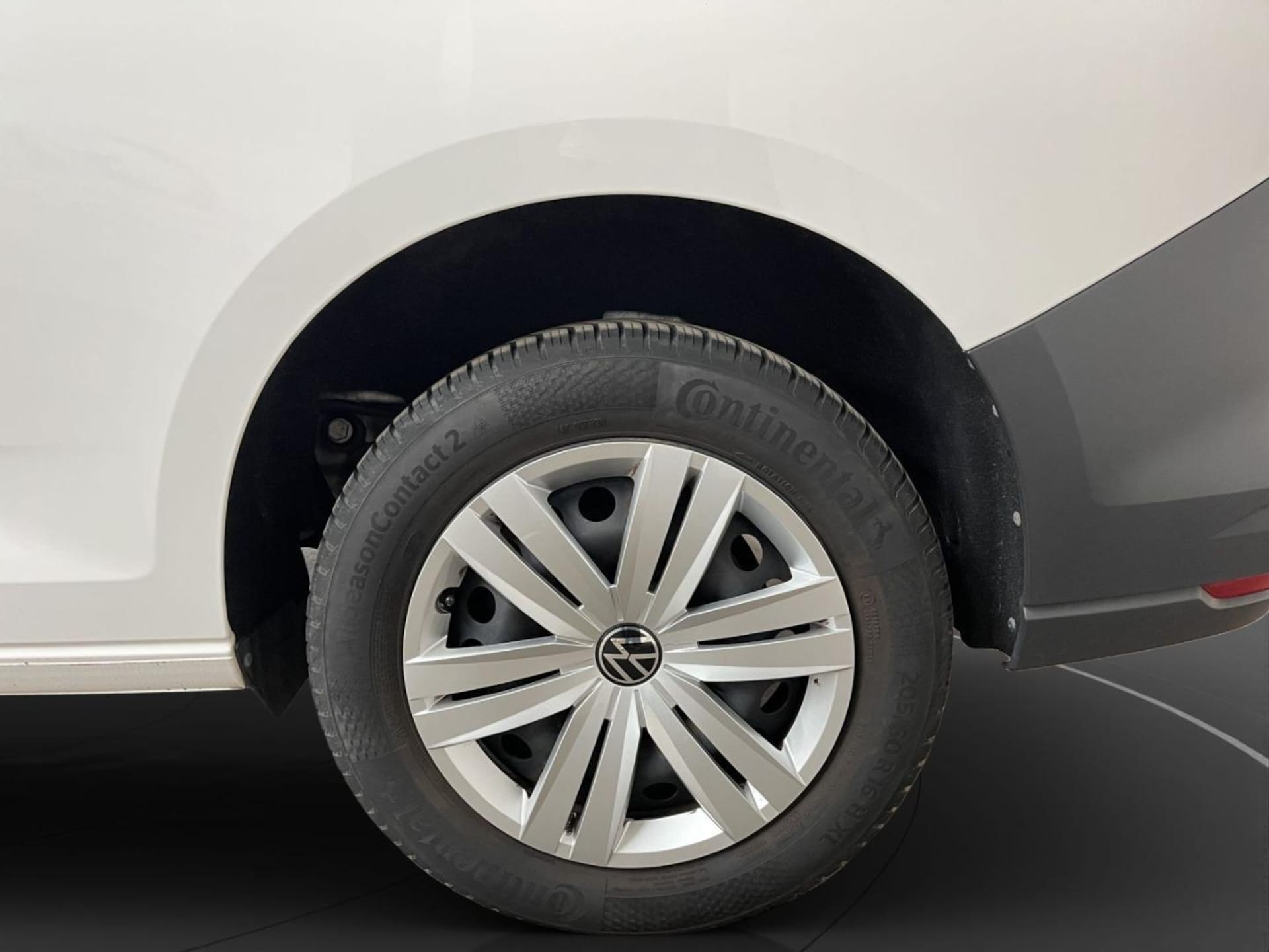 Volkswagen Caddy Kombi Basis-Modell