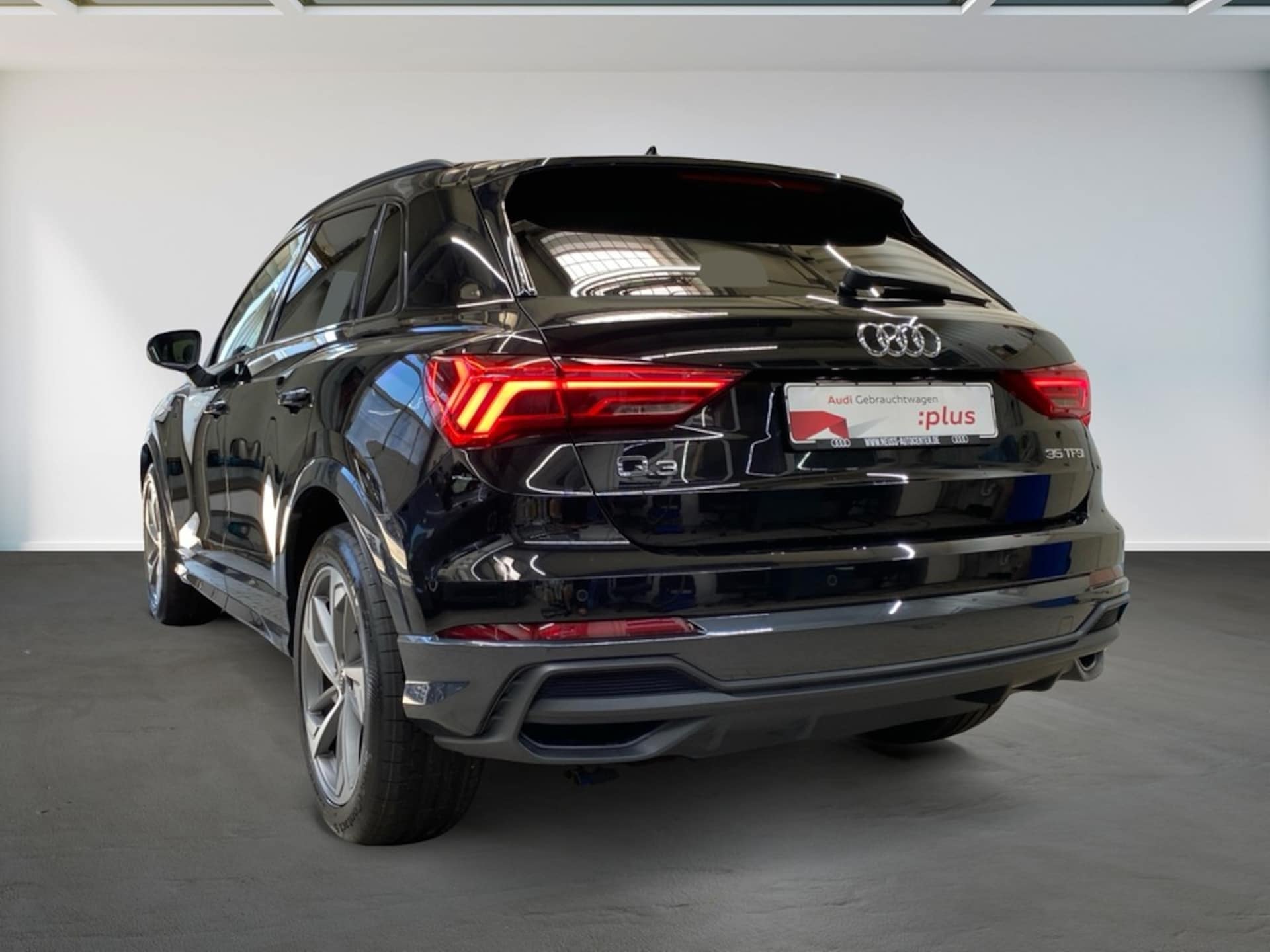 Audi Q3 SUV S line