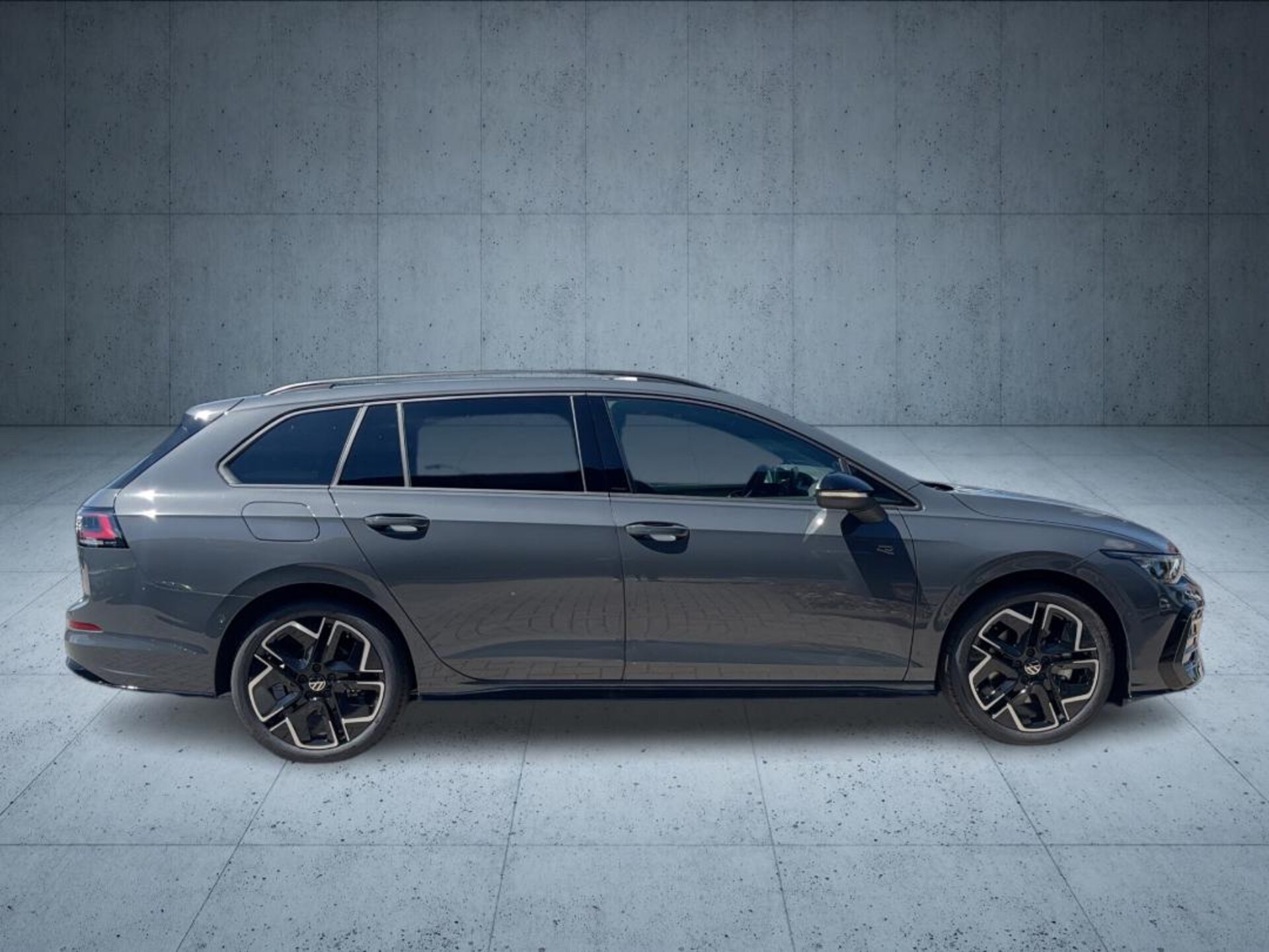 Volkswagen Golf Variant R-Line