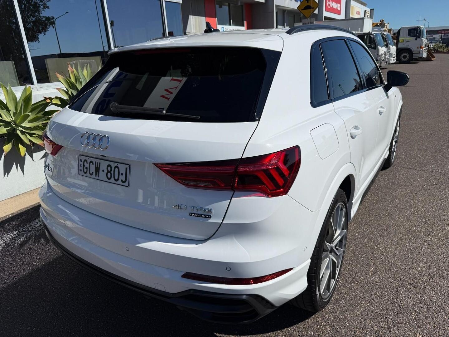 Image about Audi Q3 S line 40 TFSI quattro S tronic