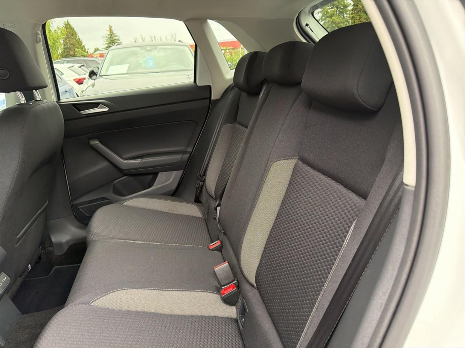 Volkswagen Polo – Bild 8