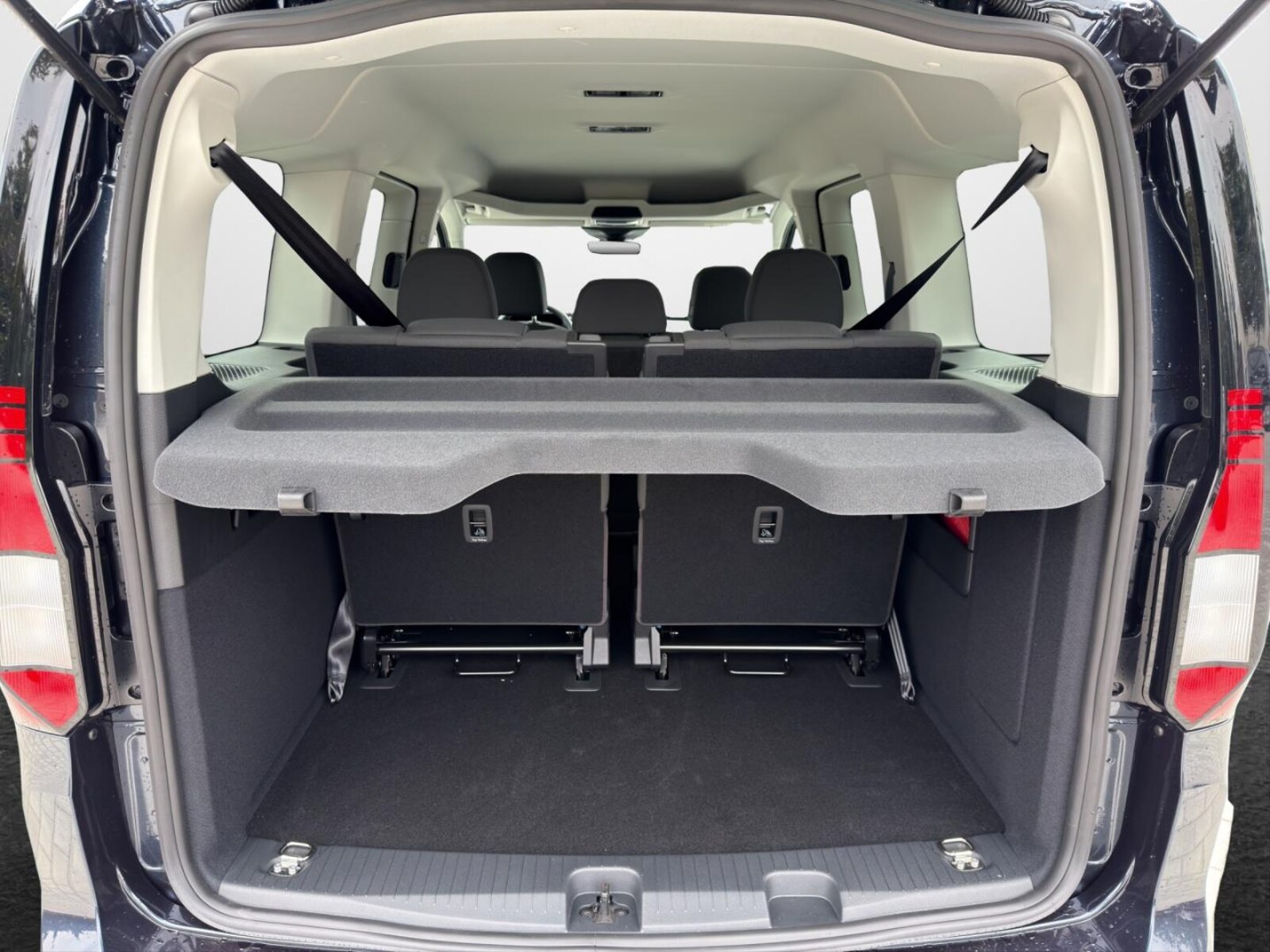 Volkswagen Caddy Maxi – Bild 13