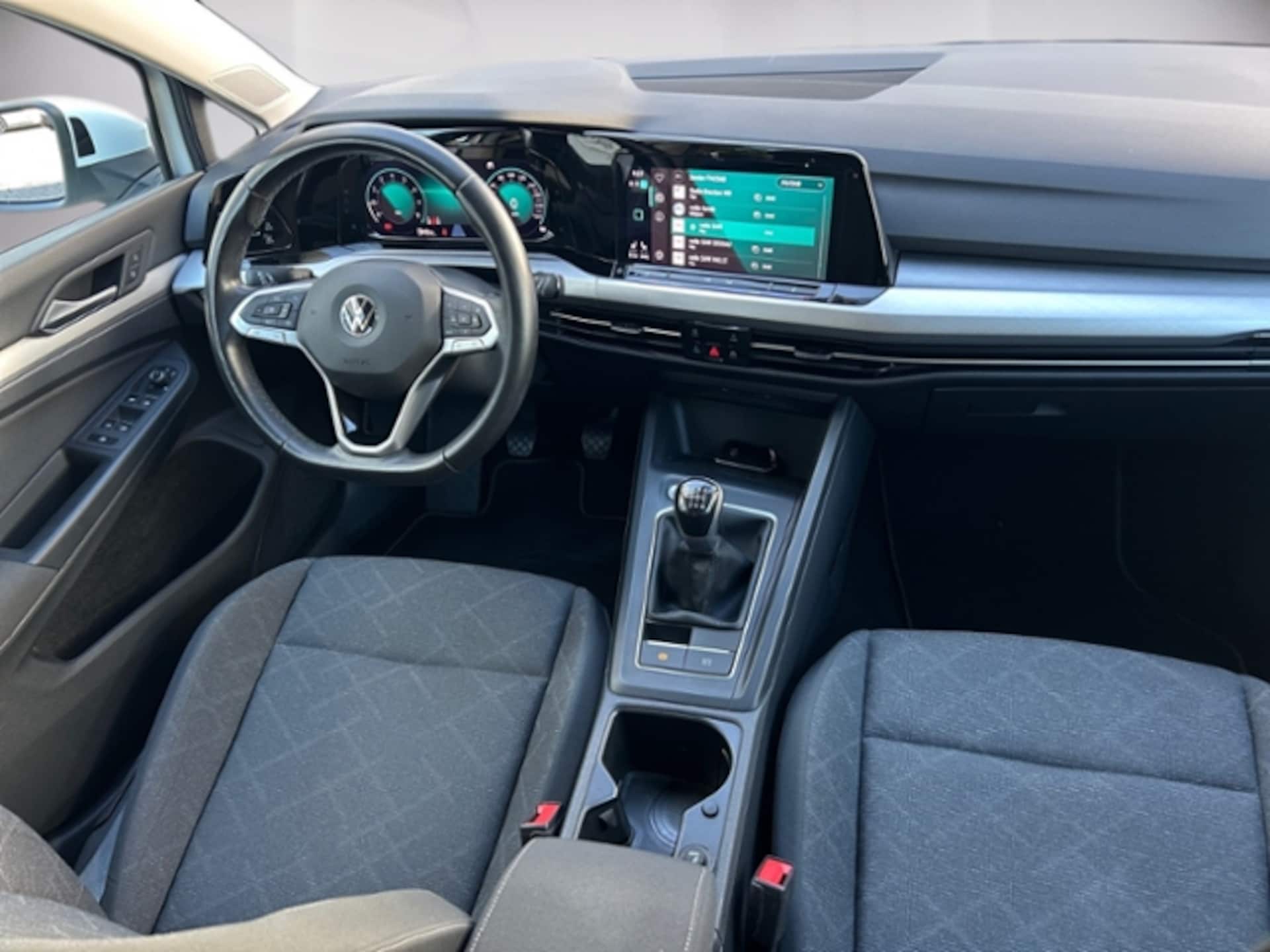 Volkswagen Golf Life