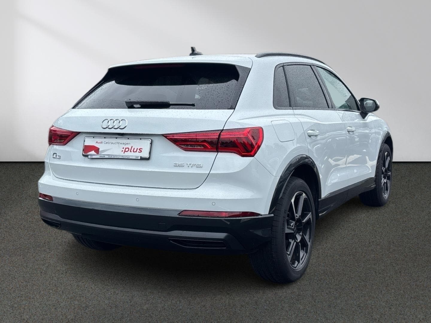 Bild über Audi Q3 TFSI 110 kW S tronic - für weitere Informationen kontaktieren Sie den Audi Partner